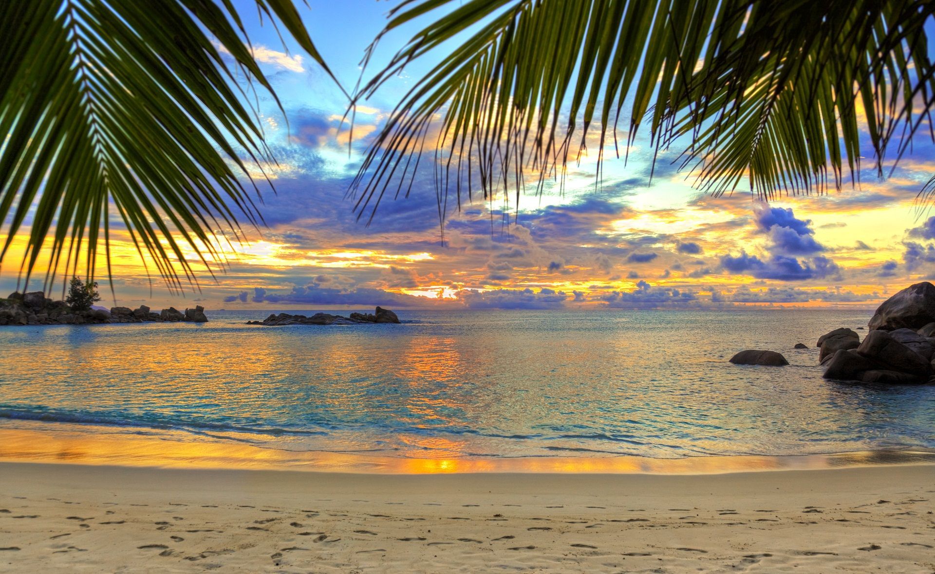 Spiaggia tropicale con palme al tramonto, 1920x1179 1080p, Desktop