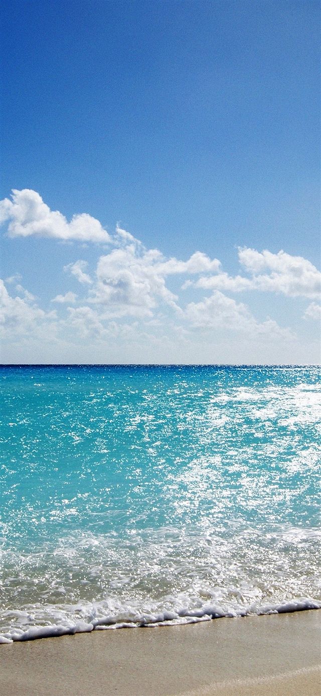 Mare turchese e cielo soleggiato, 640x1385 Verticale, Android