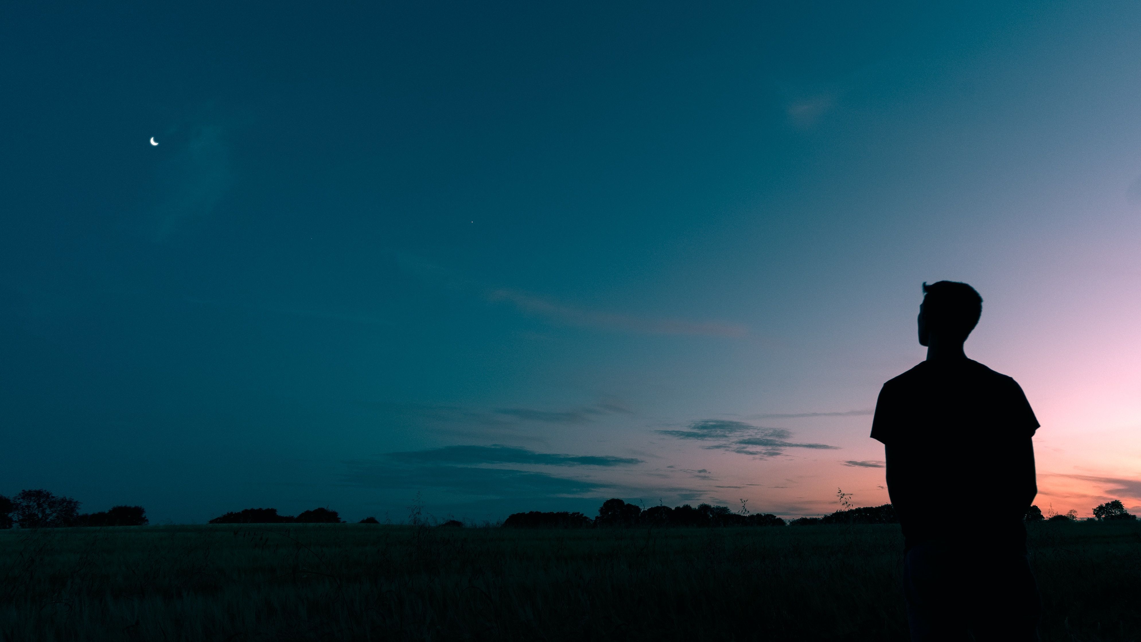 Silhouette persona sola al tramonto, 3978x2238 4K, Desktop 4K