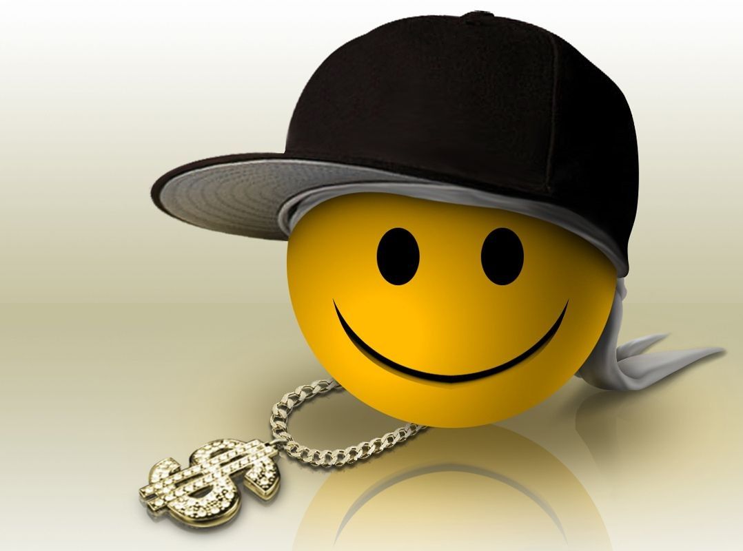 Smiley con cappellino e catena, 1078x800 HD, Laptop