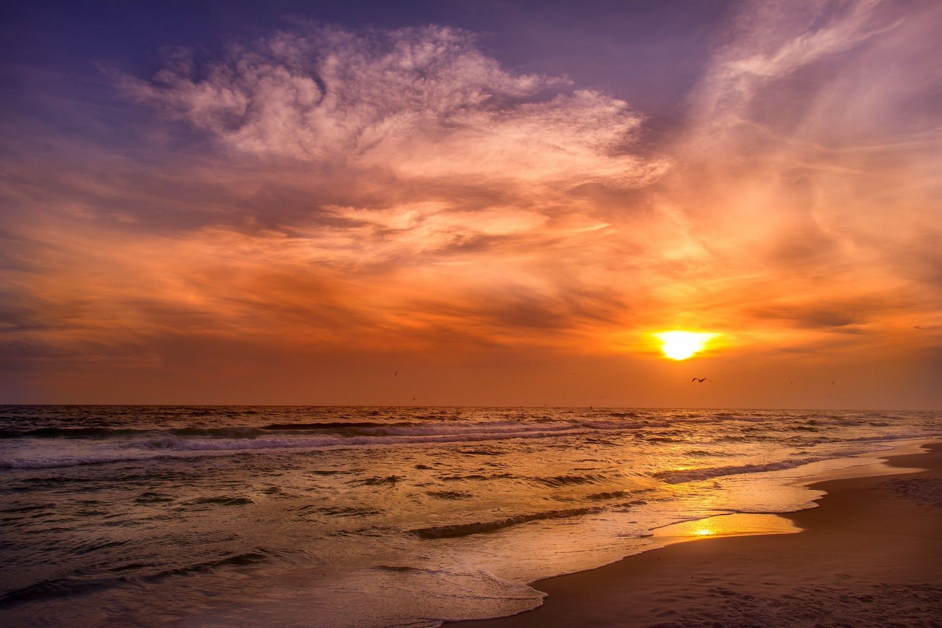 Spiaggia al tramonto, cielo rosso, 1920x1080 1080p, Laptop