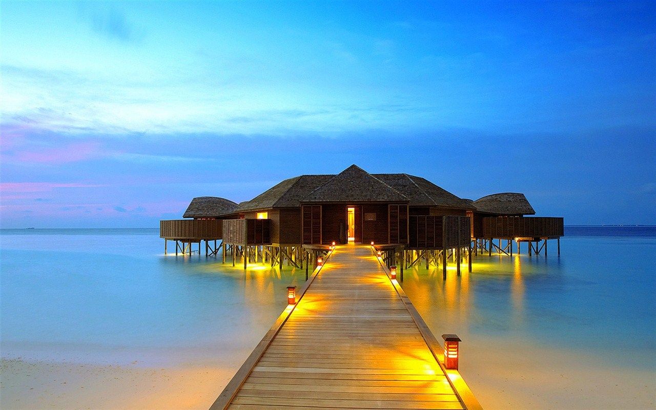 Bungalow su palafitte al tramonto, 1280x800 HD, Notebook Gaming