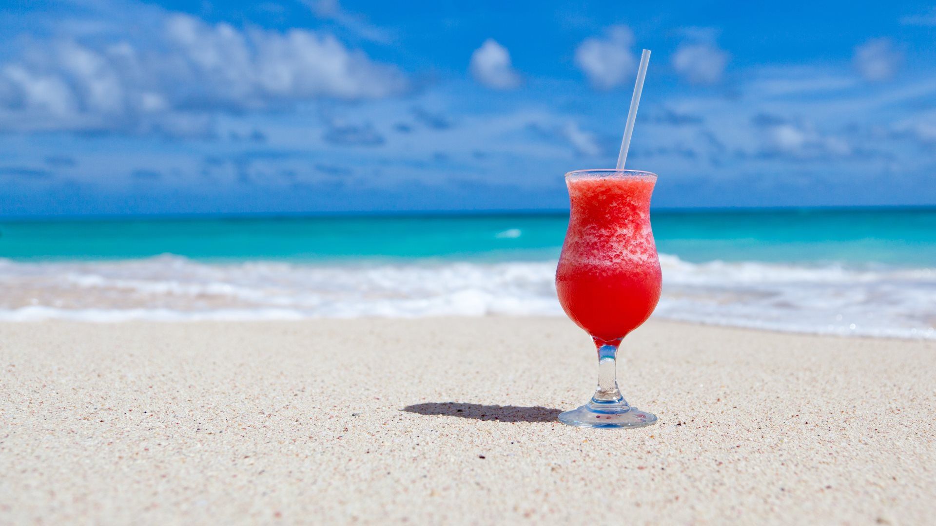 Cocktail rosso spiaggia caraibica, 1920x1080 1080p, Monitor Gaming