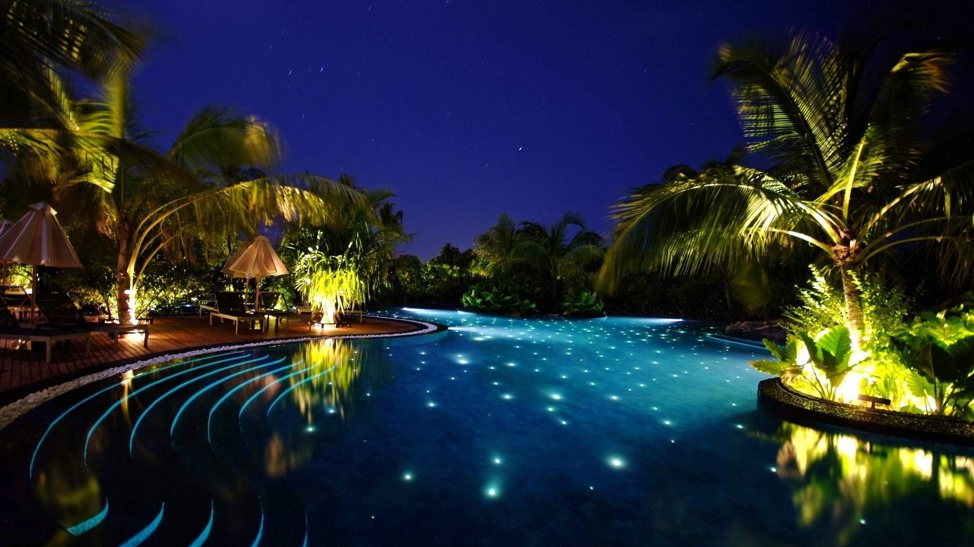 Piscina tropicale illuminata di notte, 1920x1080 Full HD 1080p, PC Desktop