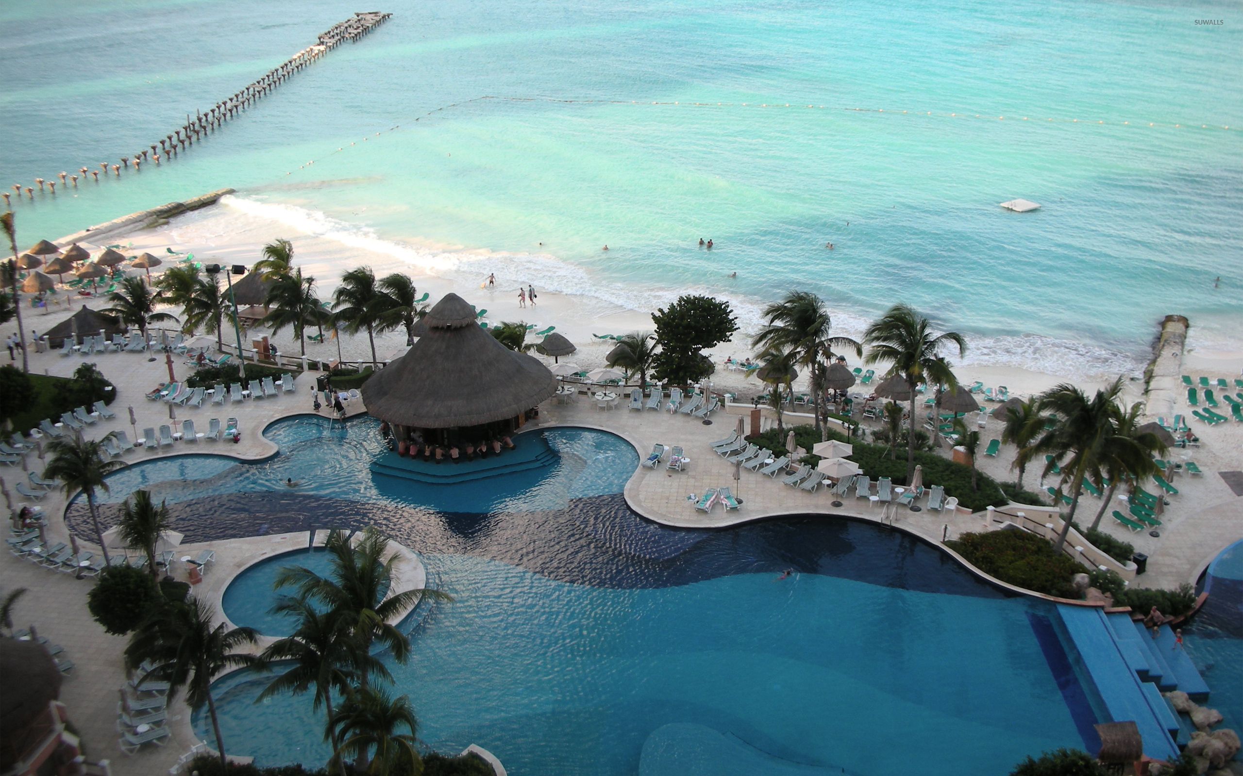 Resort piscina spiaggia Cancun, 2560x1600 2K, Laptop
