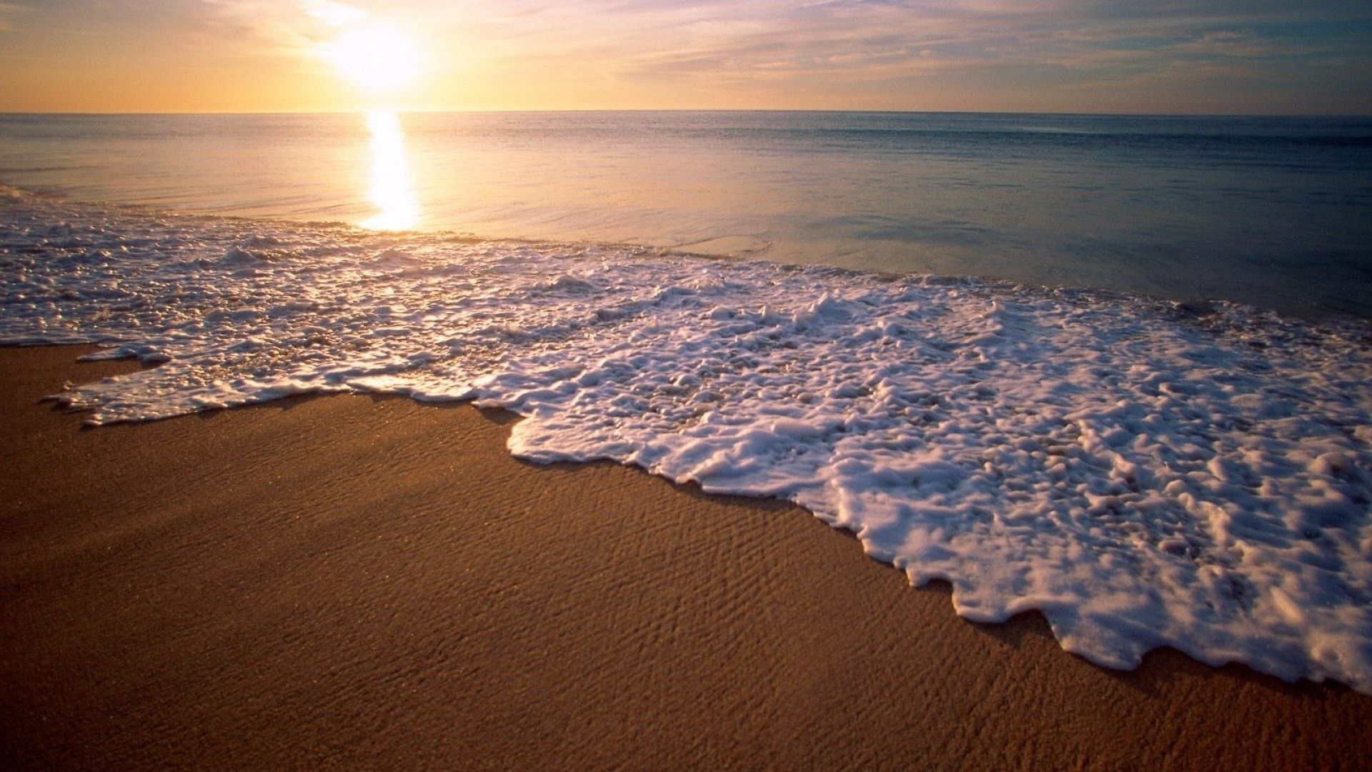 Spiaggia con onde al tramonto, 1920x1080 1080p, Laptop