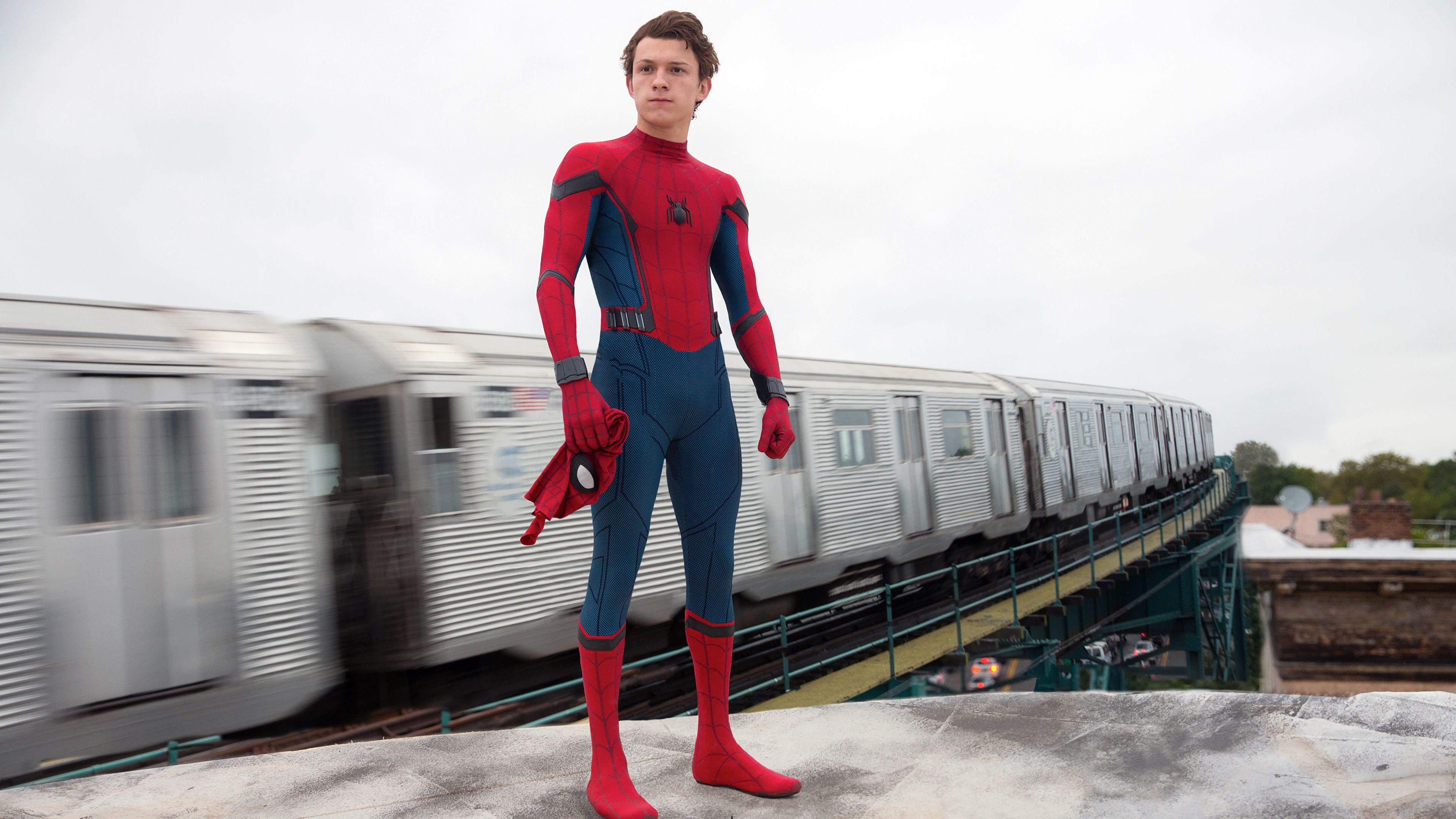 Spider-Man Tom Holland treno, 3840x2160 Ultra HD, 4K TV