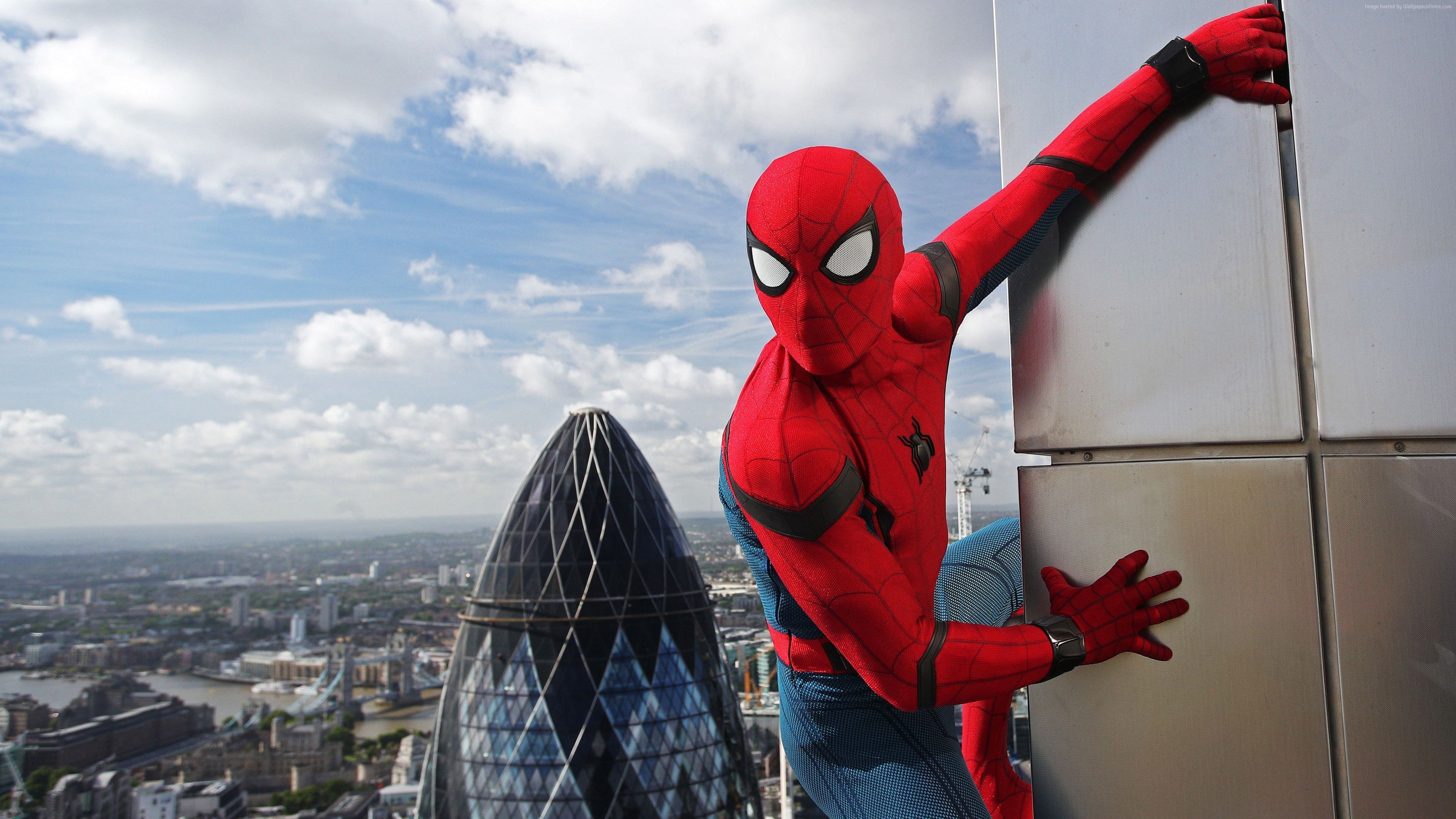 Spider-Man arrampicato su edificio, 3840x2160 4K Ultra HD, Desktop
