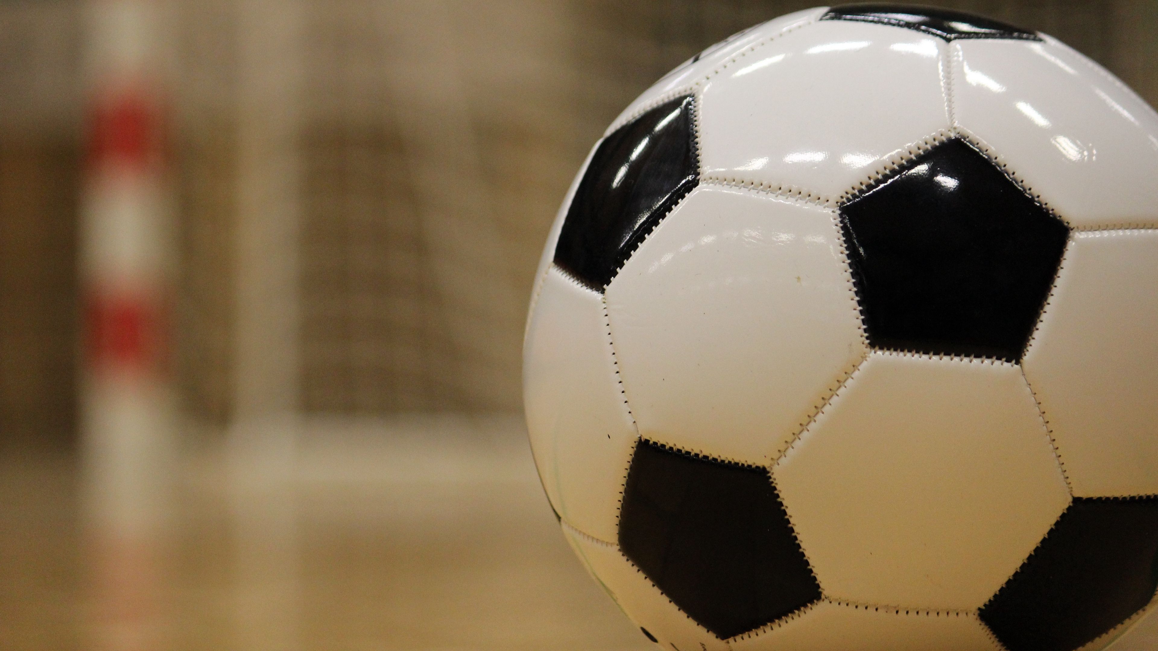 Pallone da calcio bianco nero, 3840x2160 UHD, PC 4K