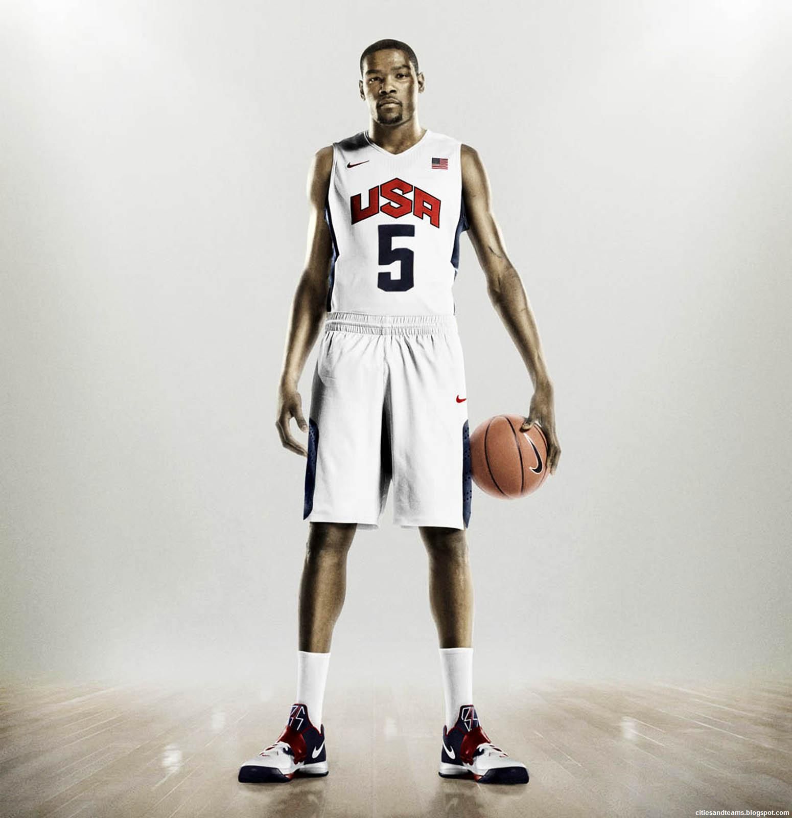 Giocatore basket USA maglia bianca, 1550x1600 Full HD Verticale, Realme