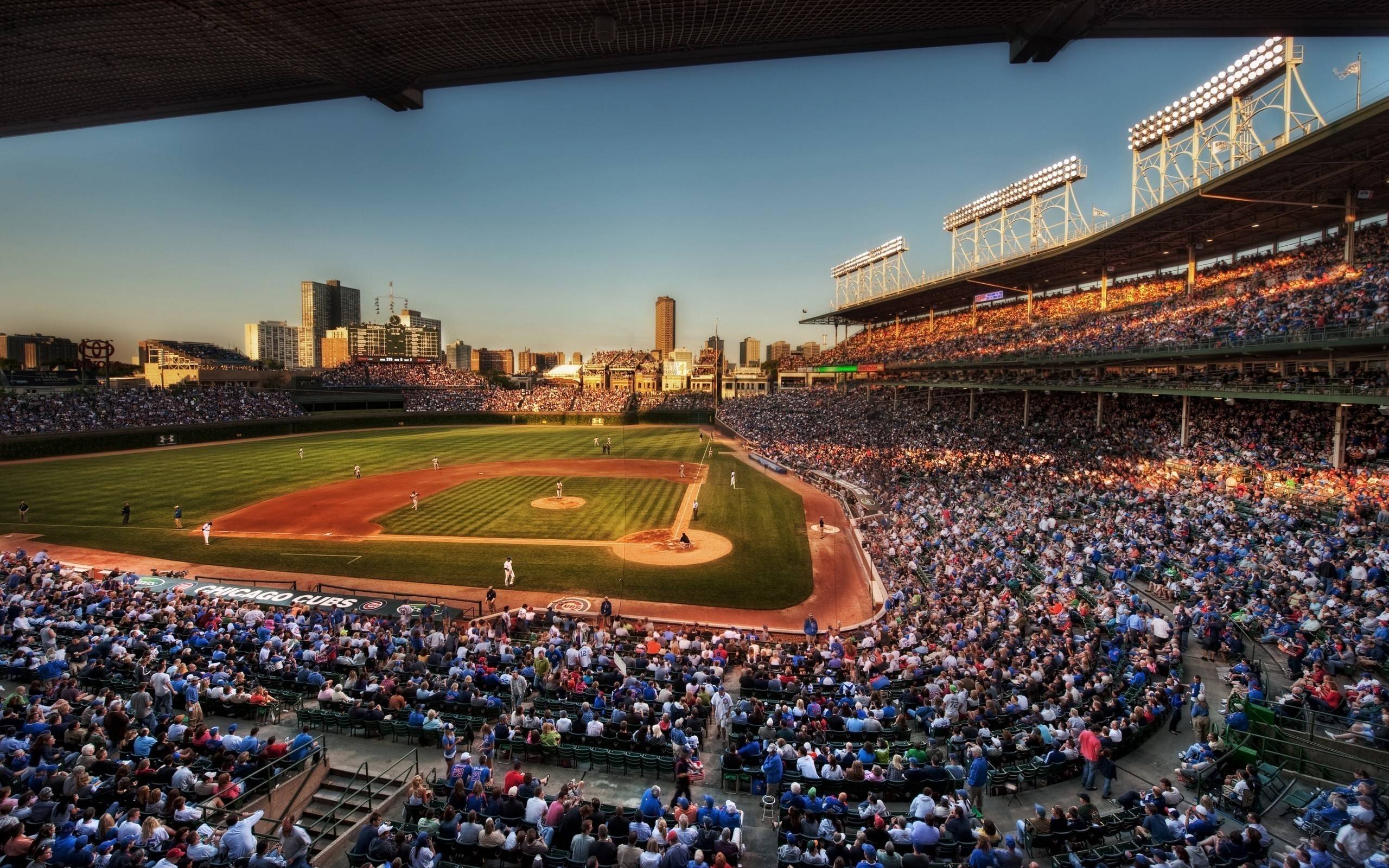 Stadio baseball affollato tramonto, 2560x1600 2K, Desktop