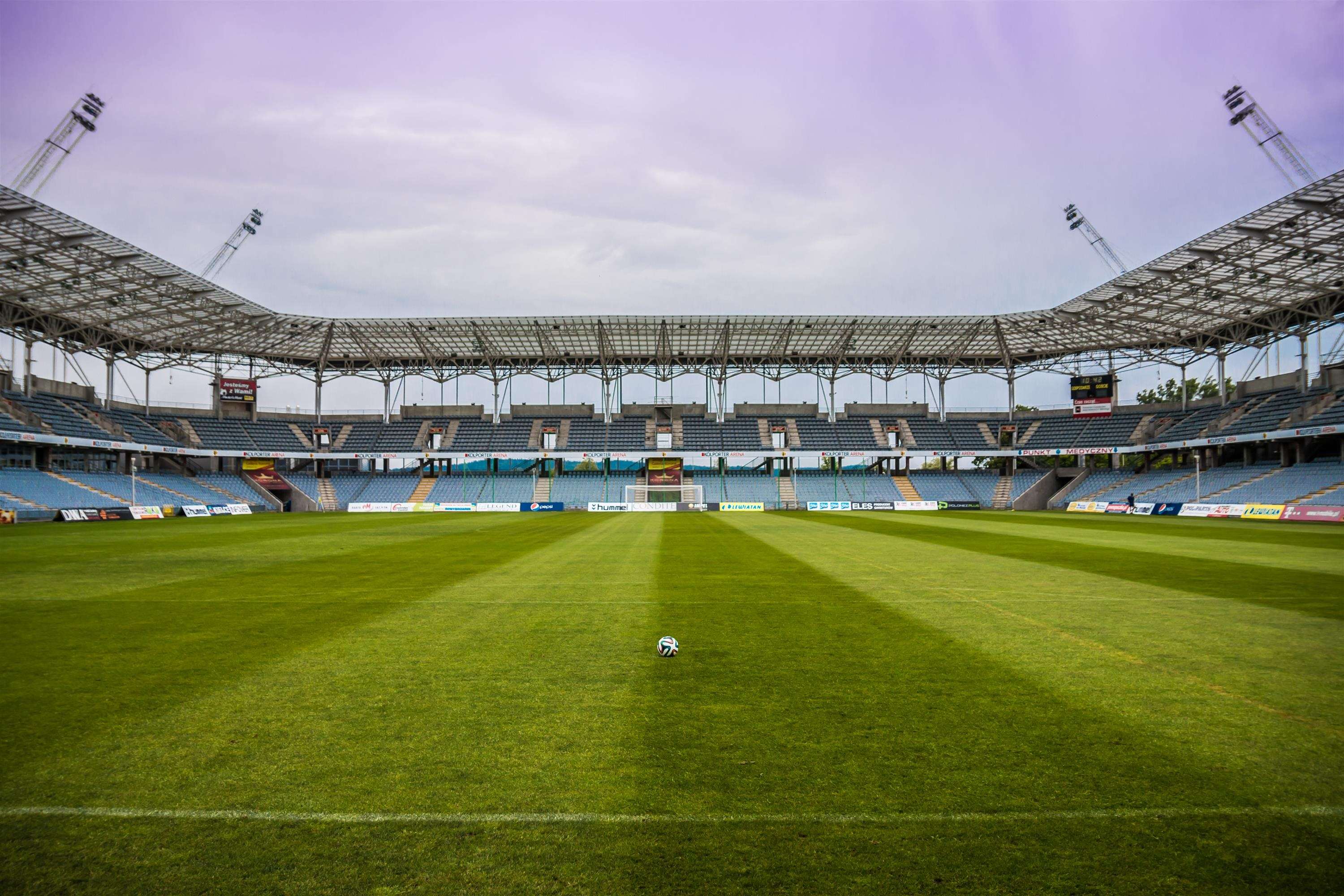 Stadio di calcio vuoto, 3000x2000 2K+, Desktop