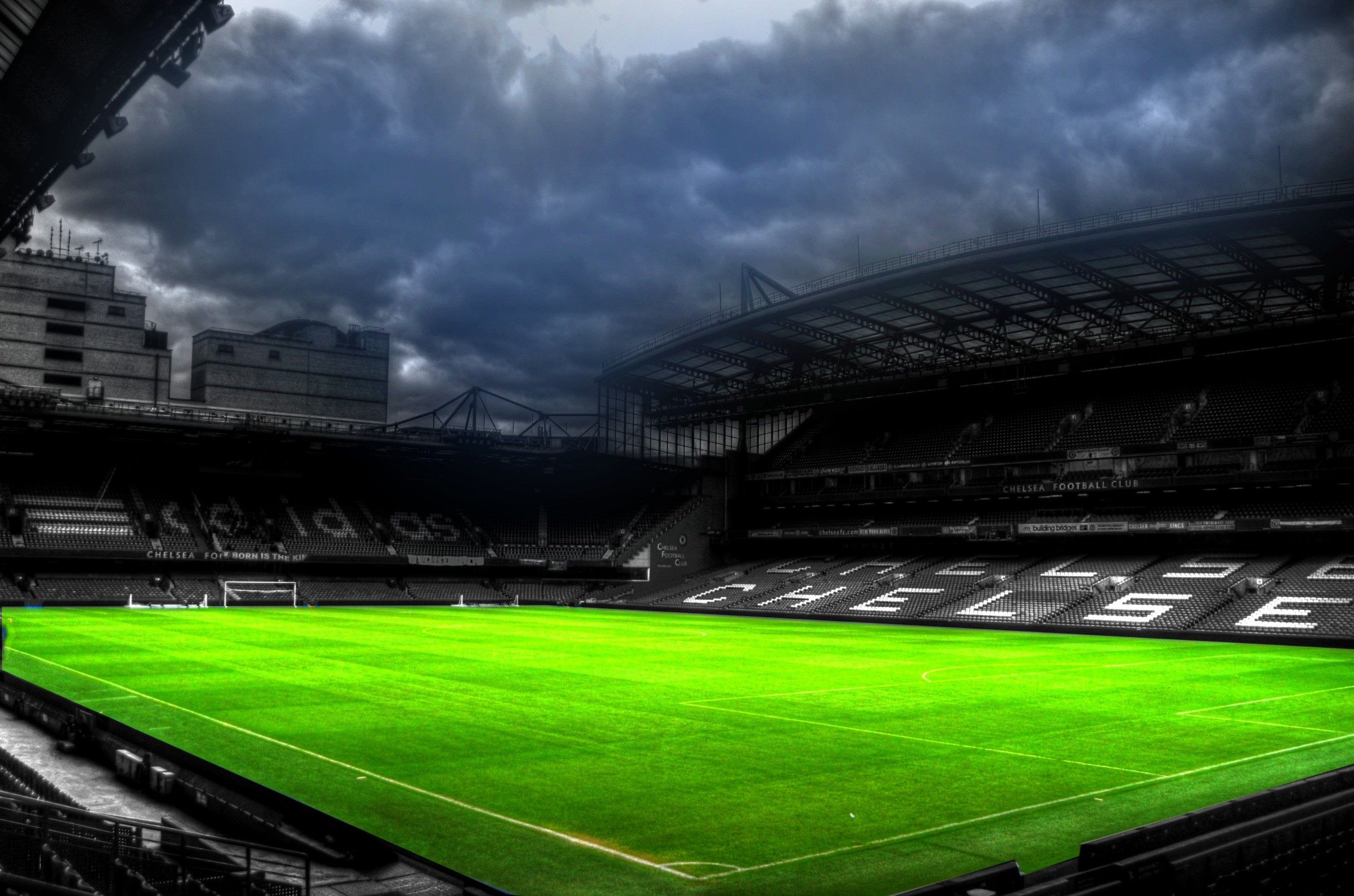 Stadio calcio cielo nuvoloso, 2399x1588 alta risoluzione, iMac