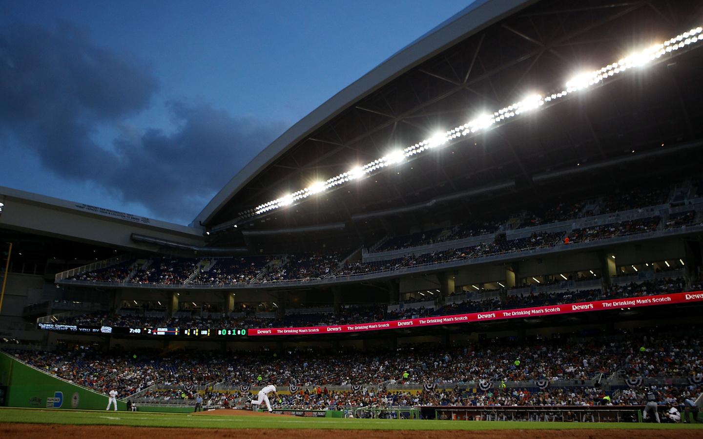Stadio baseball serale con luci, 1440x900 HD, MacBook Air