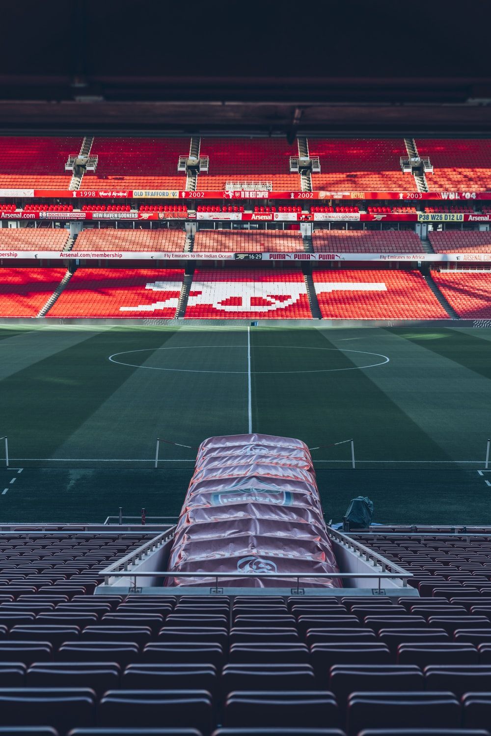 Stadio Emirates Arsenal vuoto, 1000x1499 Full HD Verticale, Samsung Galaxy