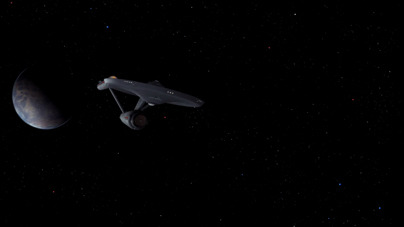 Astronave Enterprise nello spazio, 1366x768 720p, PC