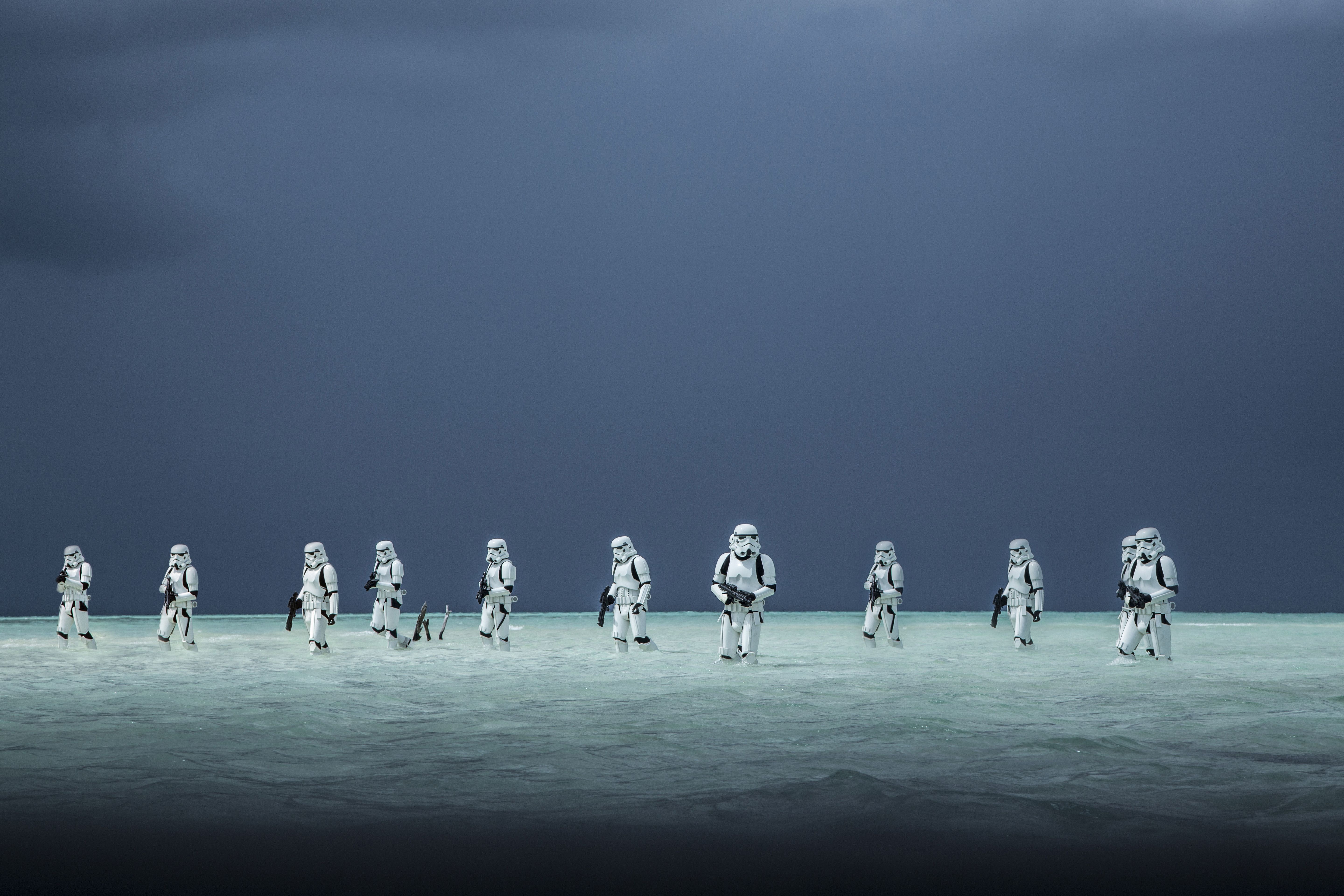 Stormtroopers su spiaggia, Rogue One, 5760x3840 4K, Desktop 4K
