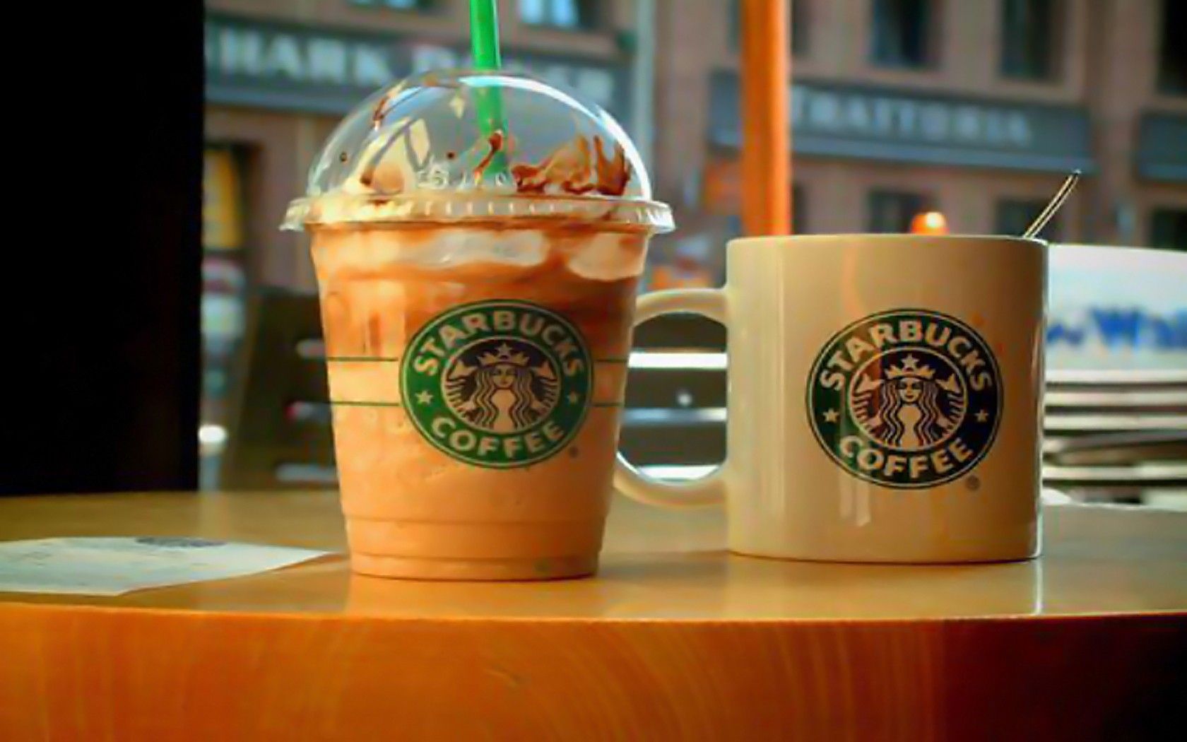 Frappuccino e tazza Starbucks, 1680x1050 HD Ready, Desktop