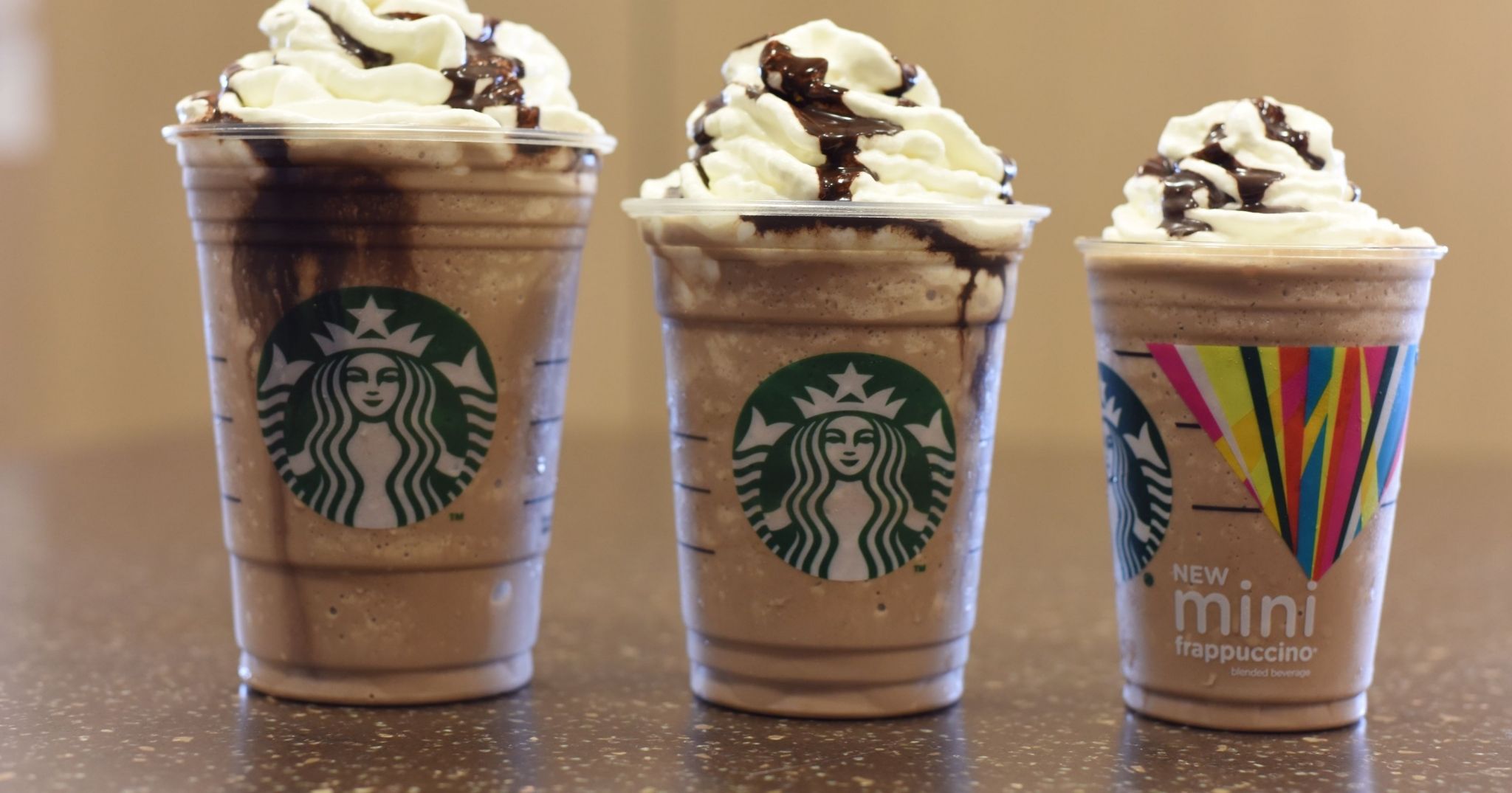Frappuccino Starbucks rosa corona, 1920x1200 Full HD+ WUXGA, Desktop