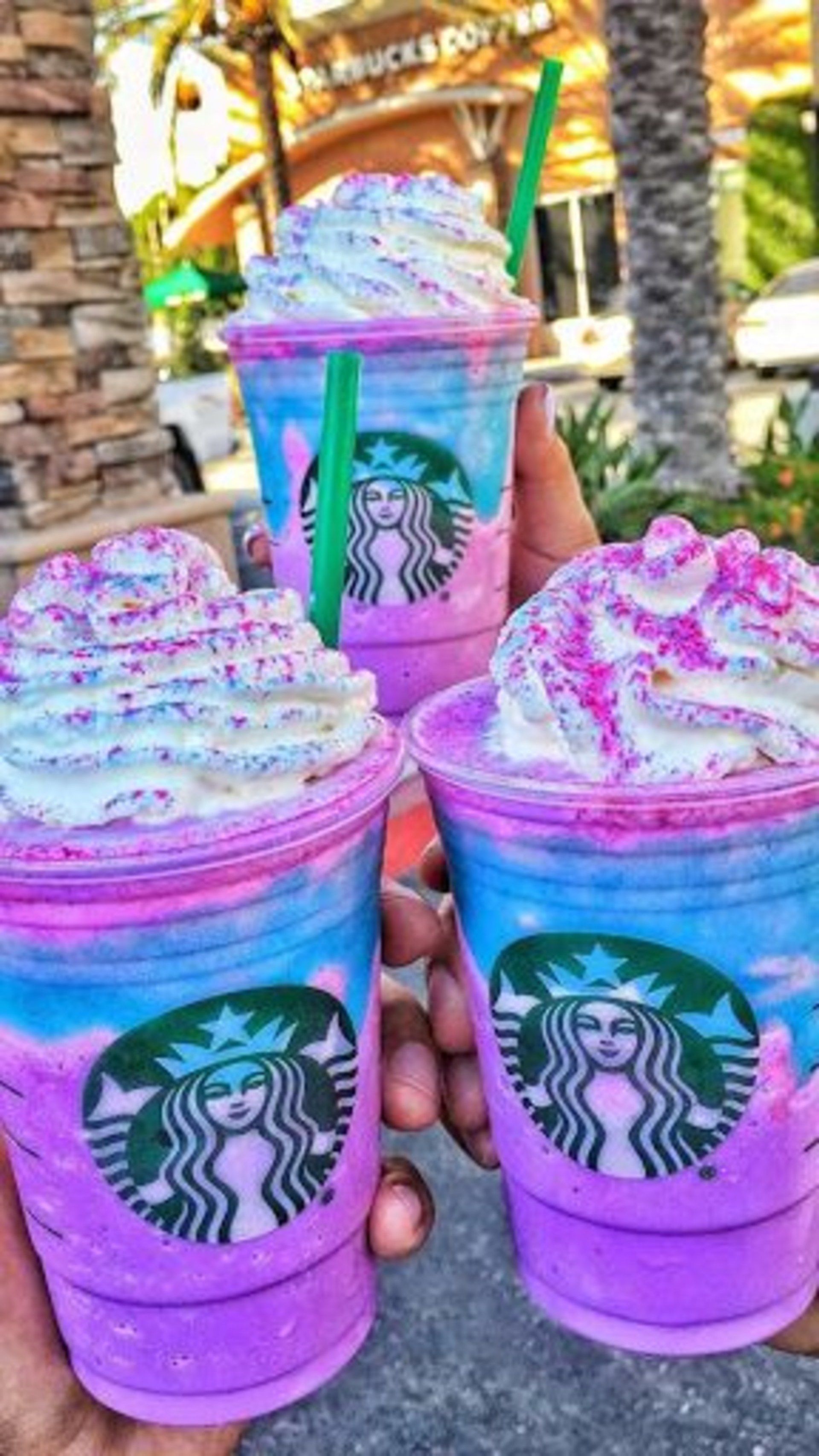 Starbucks Frappuccino Unicorno, 1920x3413 Verticale, Telefono