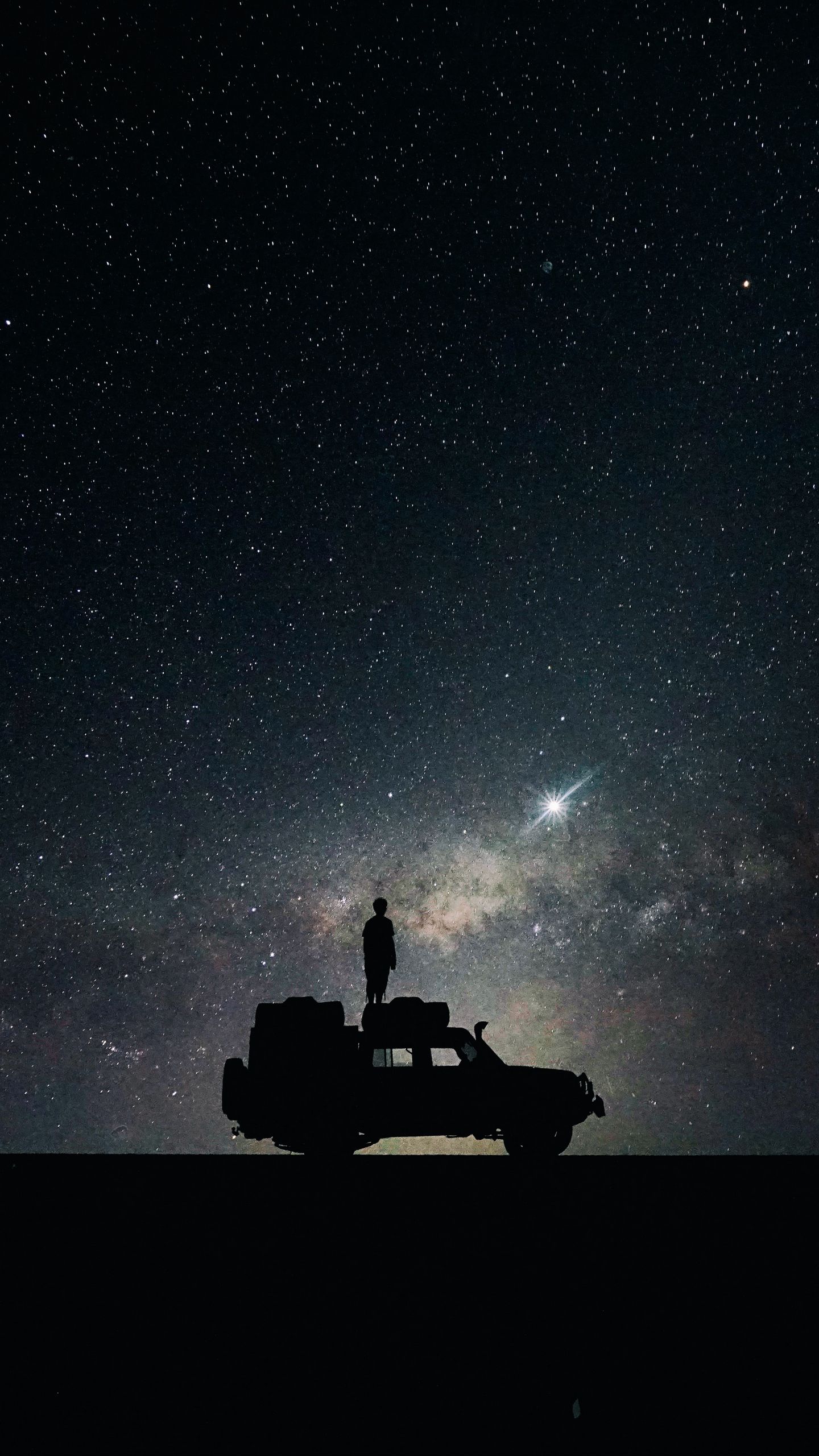 Silhouette uomo su fuoristrada, stelle, 1080x1920 Full HD Verticale, iPhone Plus