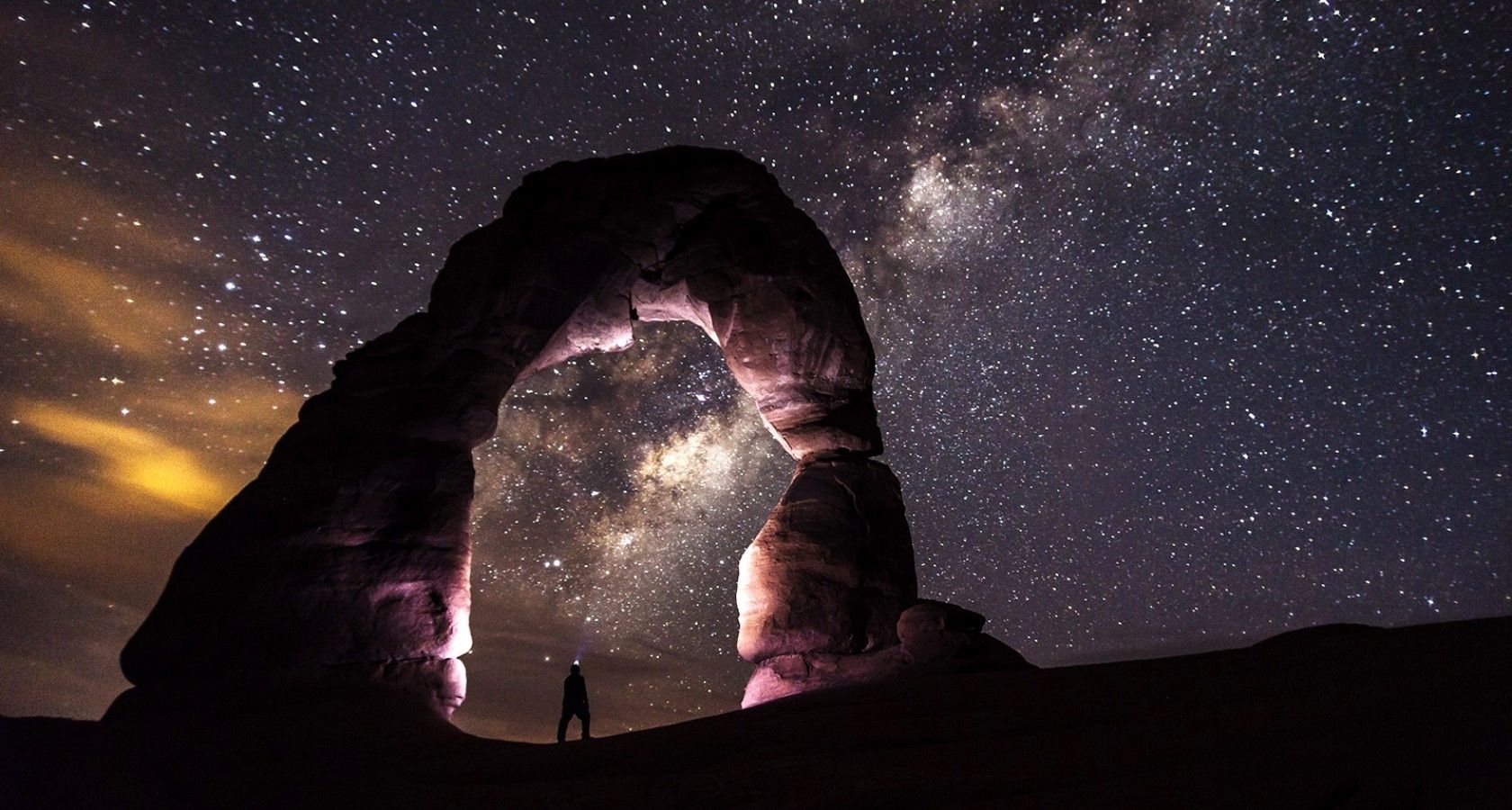Arco roccioso cielo stellato notte, 1680x900 HD Ready, PC Desktop