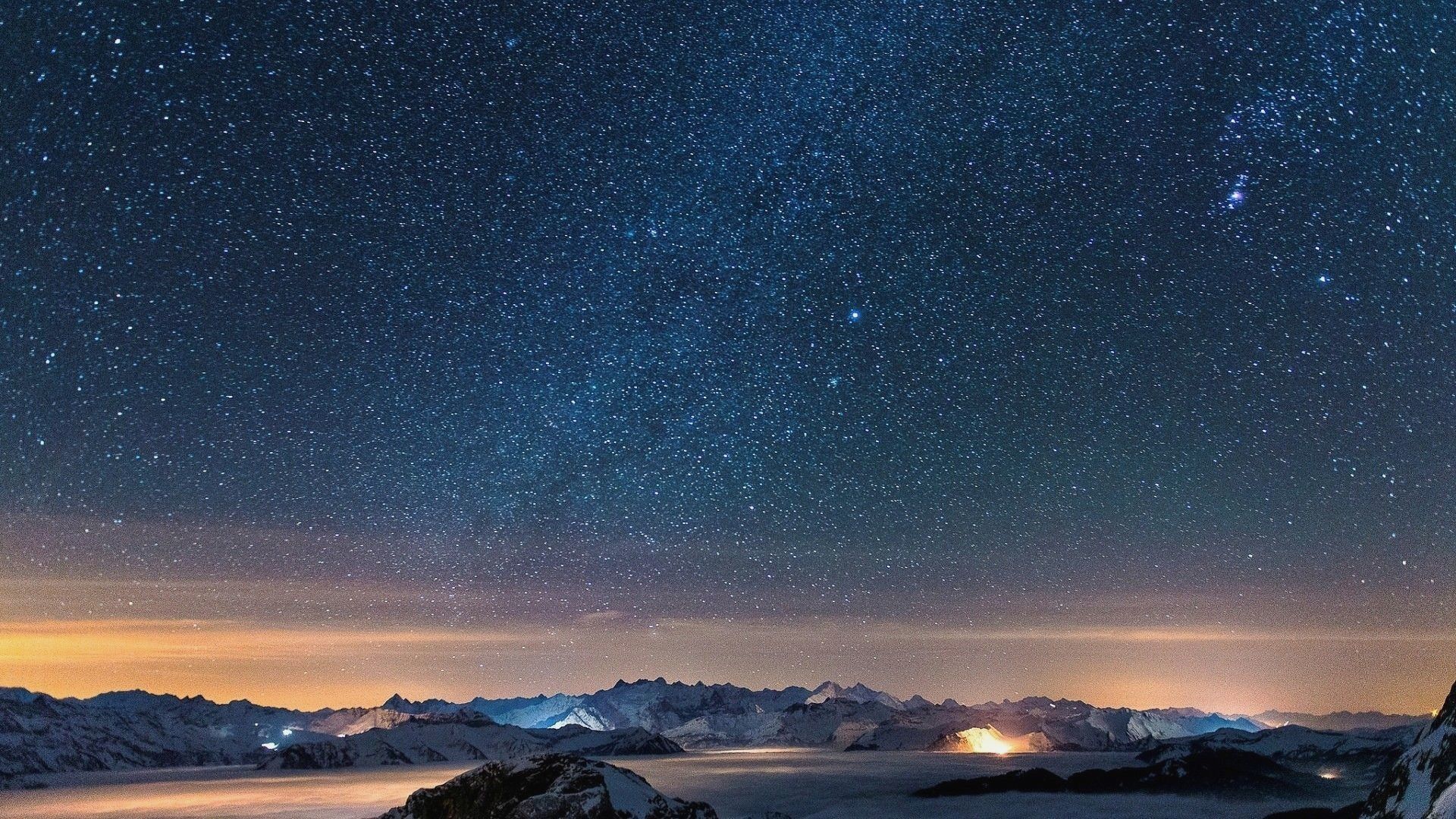 Cielo stellato su montagne innevate, 1920x1080 Full HD, PC