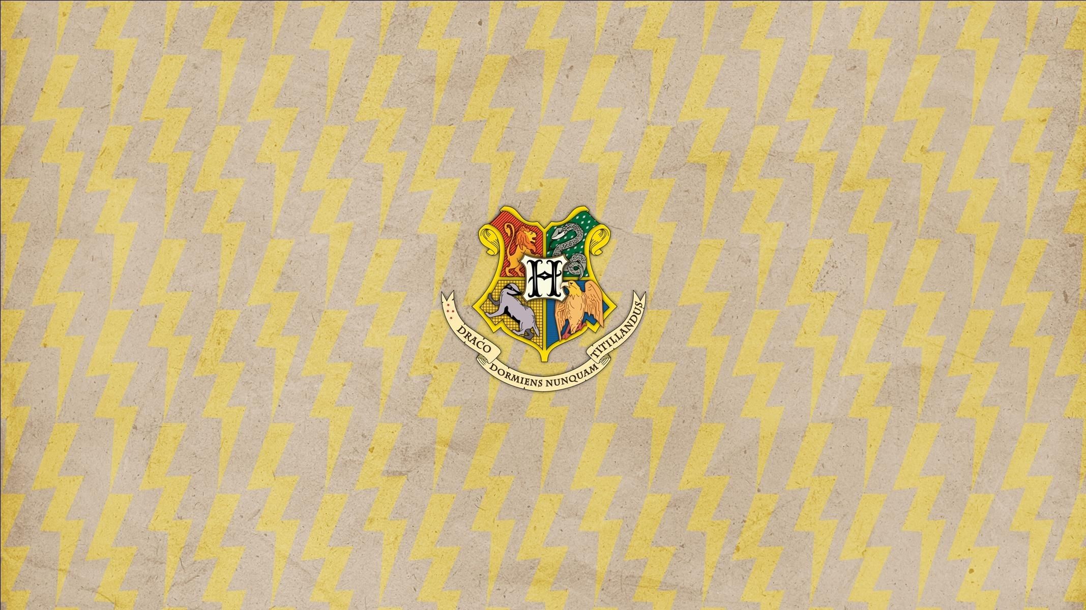 Stemma Hogwarts Harry Potter, 2135x1200 2K, Desktop