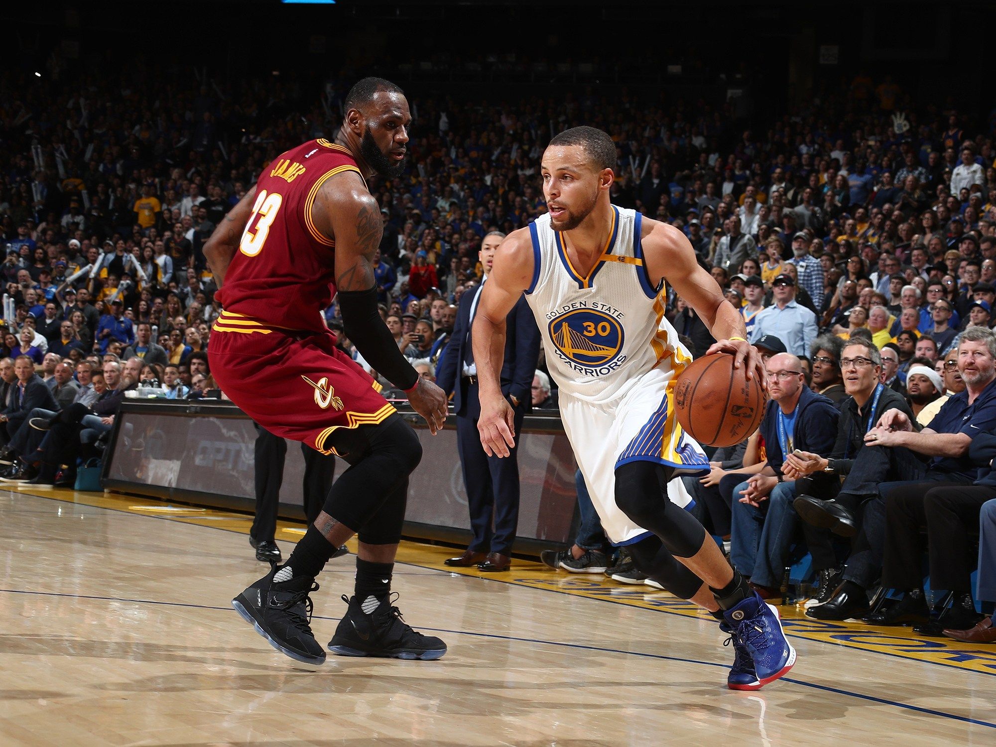 Stephen Curry con palla, NBA, 2000x1500 2K, iMac