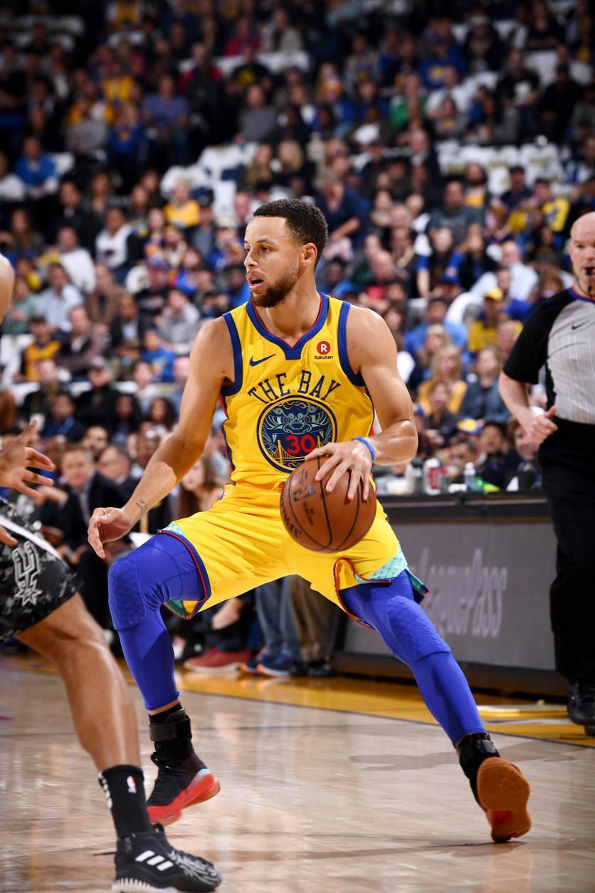 Steph Curry palleggio Warriors, Golden State Warriors, 836x1254 Full HD Verticale, iPhone