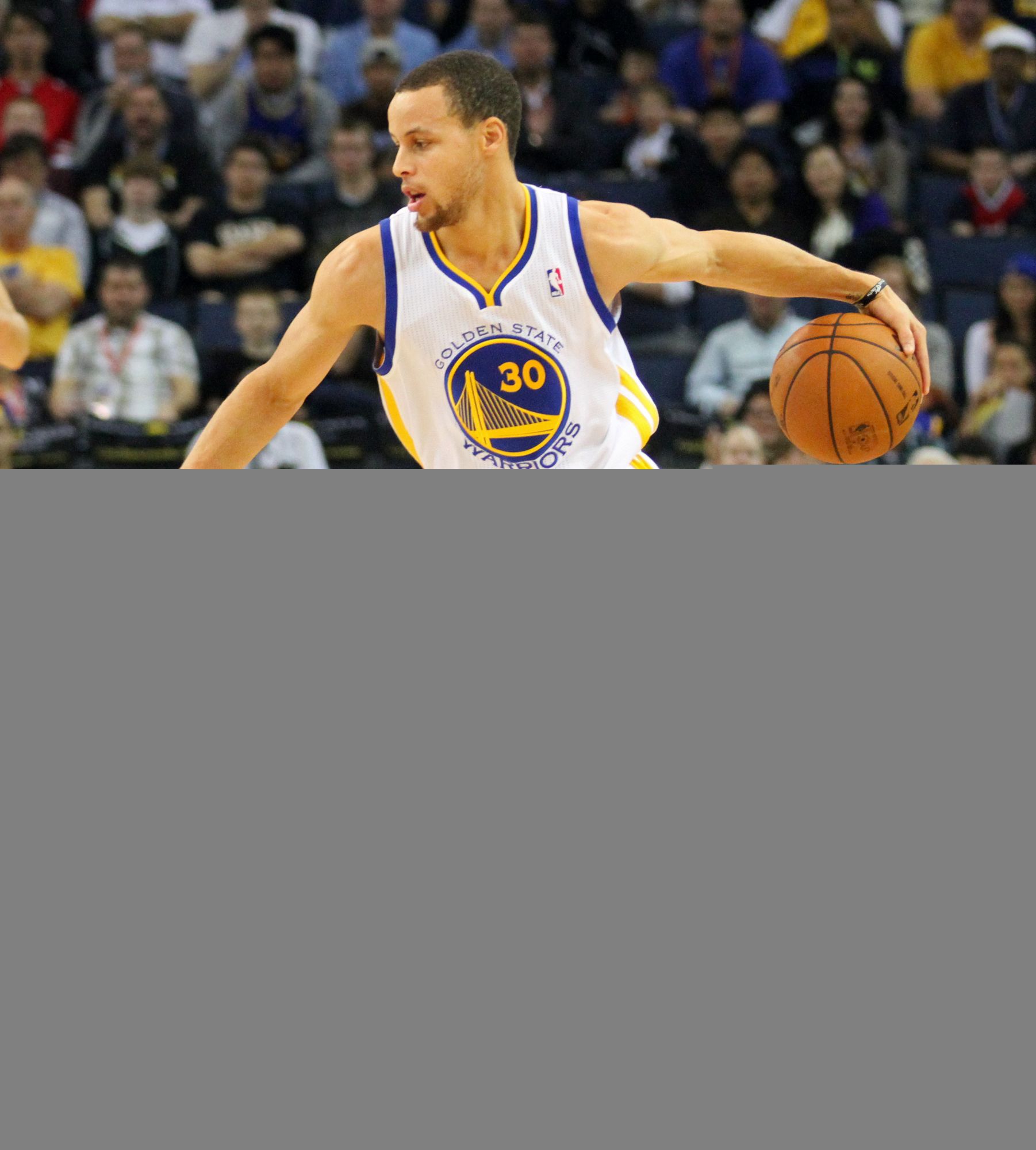 Steph Curry palleggio basket, 1802x2000 Verticale, Telefono