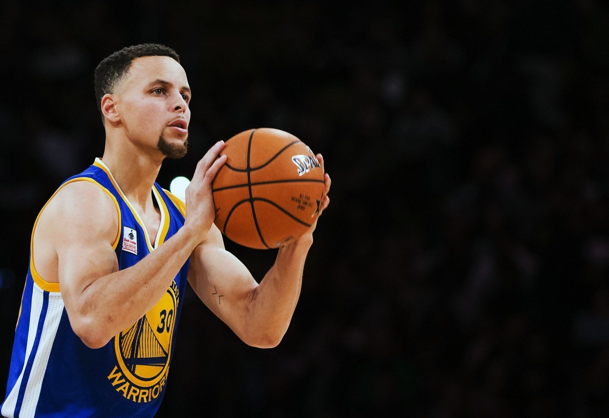 Stephen Curry tiro basket, 2048x1405 alta risoluzione, Desktop