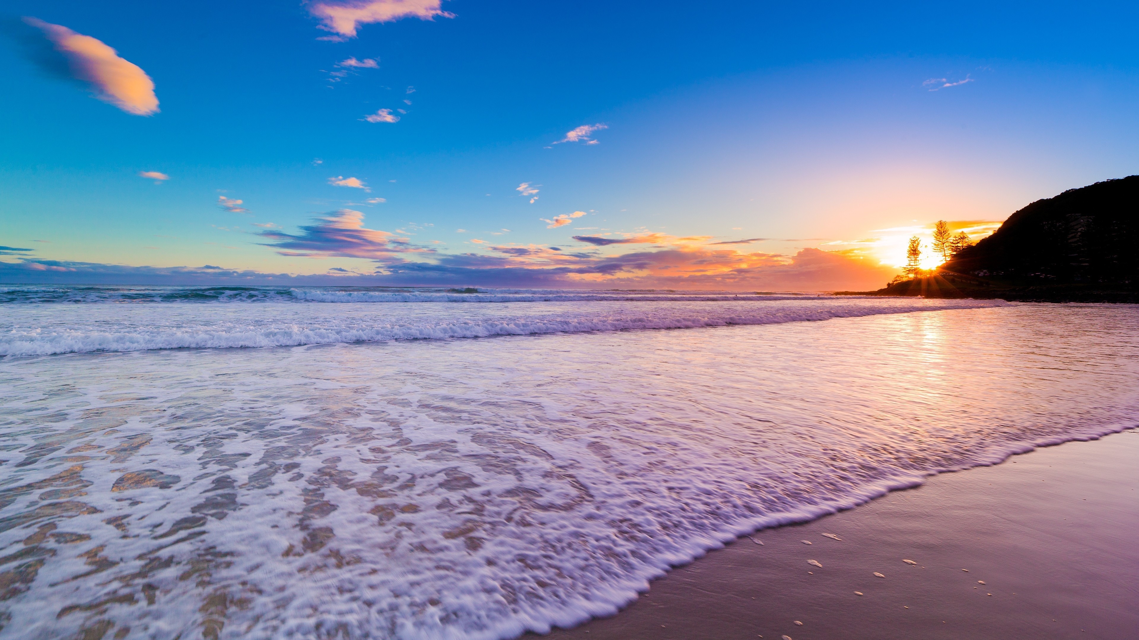 Alba sulla spiaggia con onde, 3840x2160 4K Ultra HD, Monitor 4K