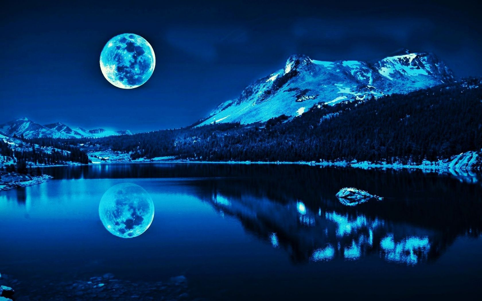 Luna blu su montagne innevate, 1680x1050 HD Ready, Desktop