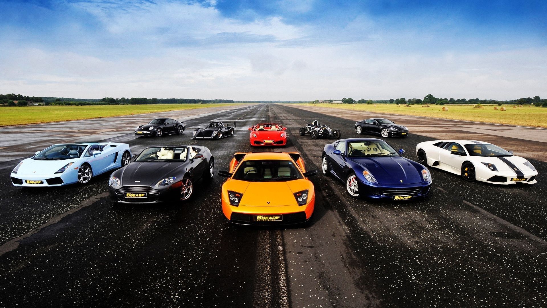 Gruppo supercar su pista, 1920x1080 Full HD, Laptop