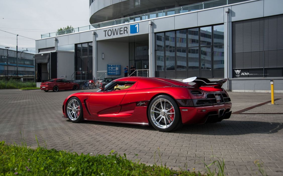 Koenigsegg Agera R rossa, 1126x700 HD, Laptop
