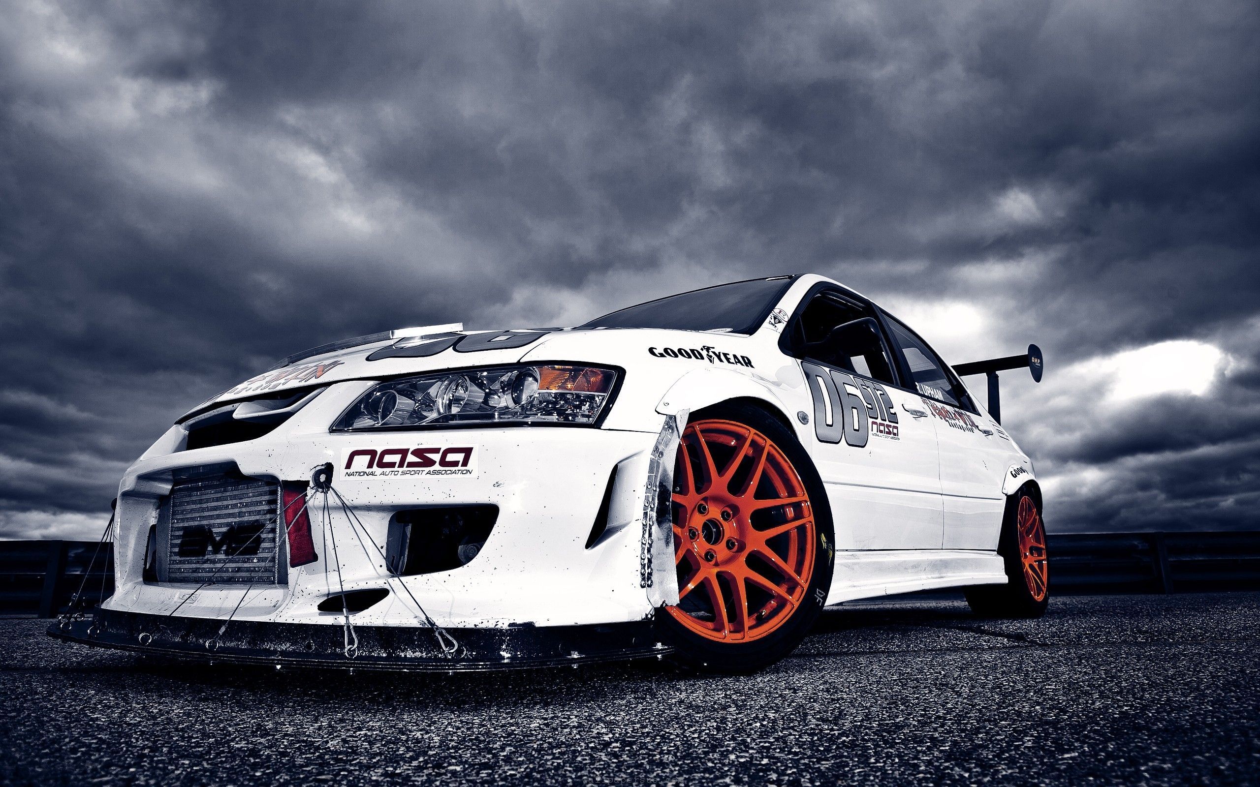 Mitsubishi Lancer Evolution bianca modificata, 2560x1600 WQXGA, PC