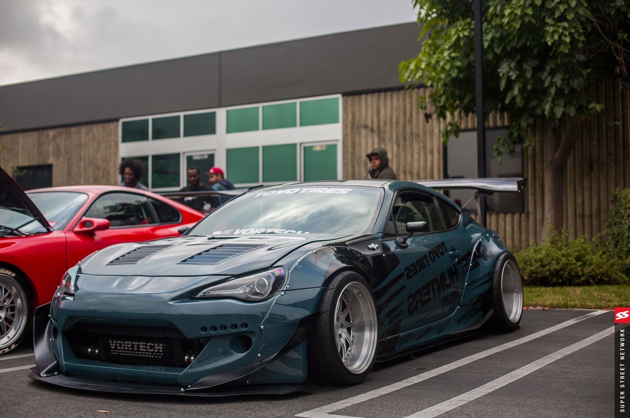 Toyota GT86 modificata widebody, 2048x1360 2K, Laptop