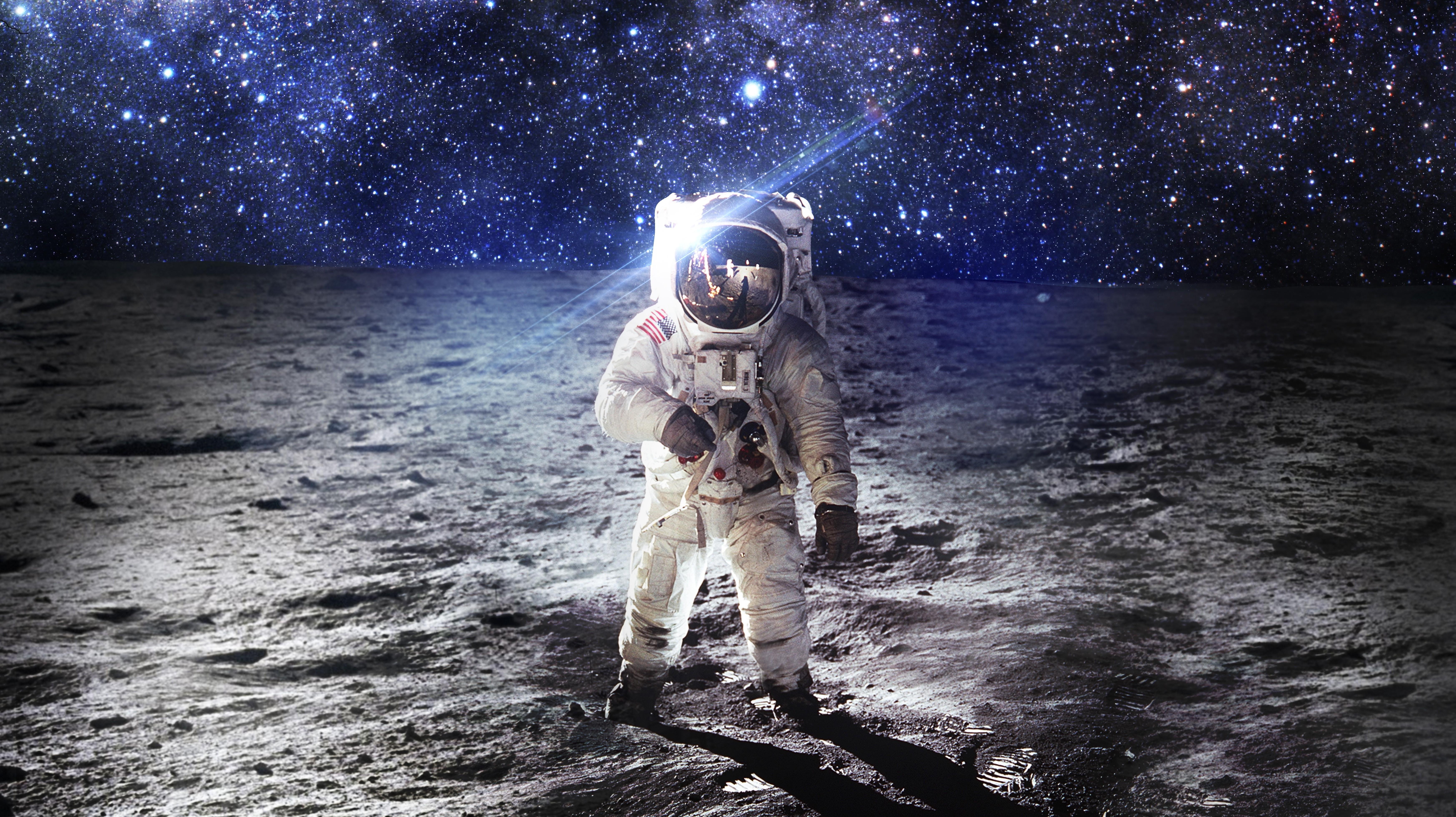 Astronauta su skateboard, triangolo, 1024x768 HD, Laptop