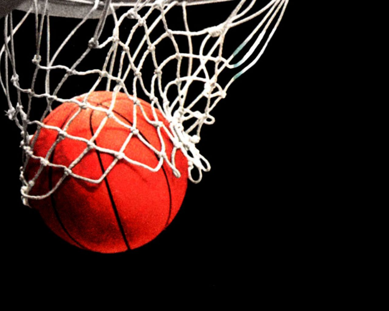 Pallone da basket nella rete, 1280x1024 720p, PC