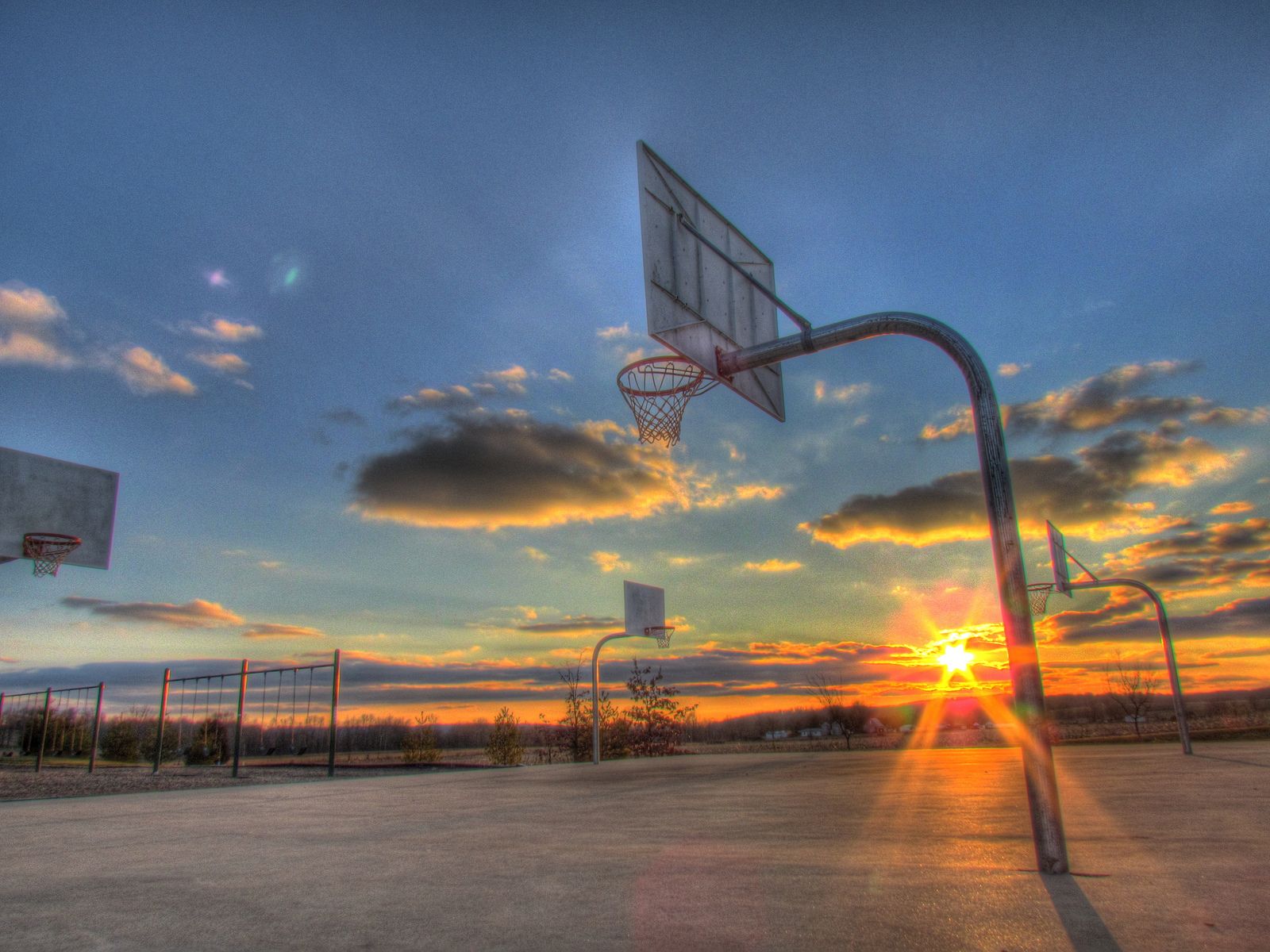 Giocatore basket tra le nuvole, 1680x1050 HD Ready, PC