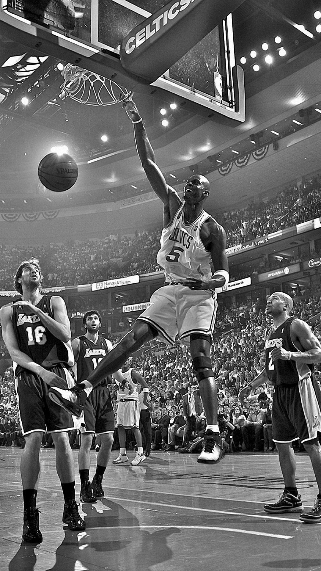 Giocatore basket schiacciata bianco nero, 1080x1920 Full HD Verticale, Samsung Galaxy
