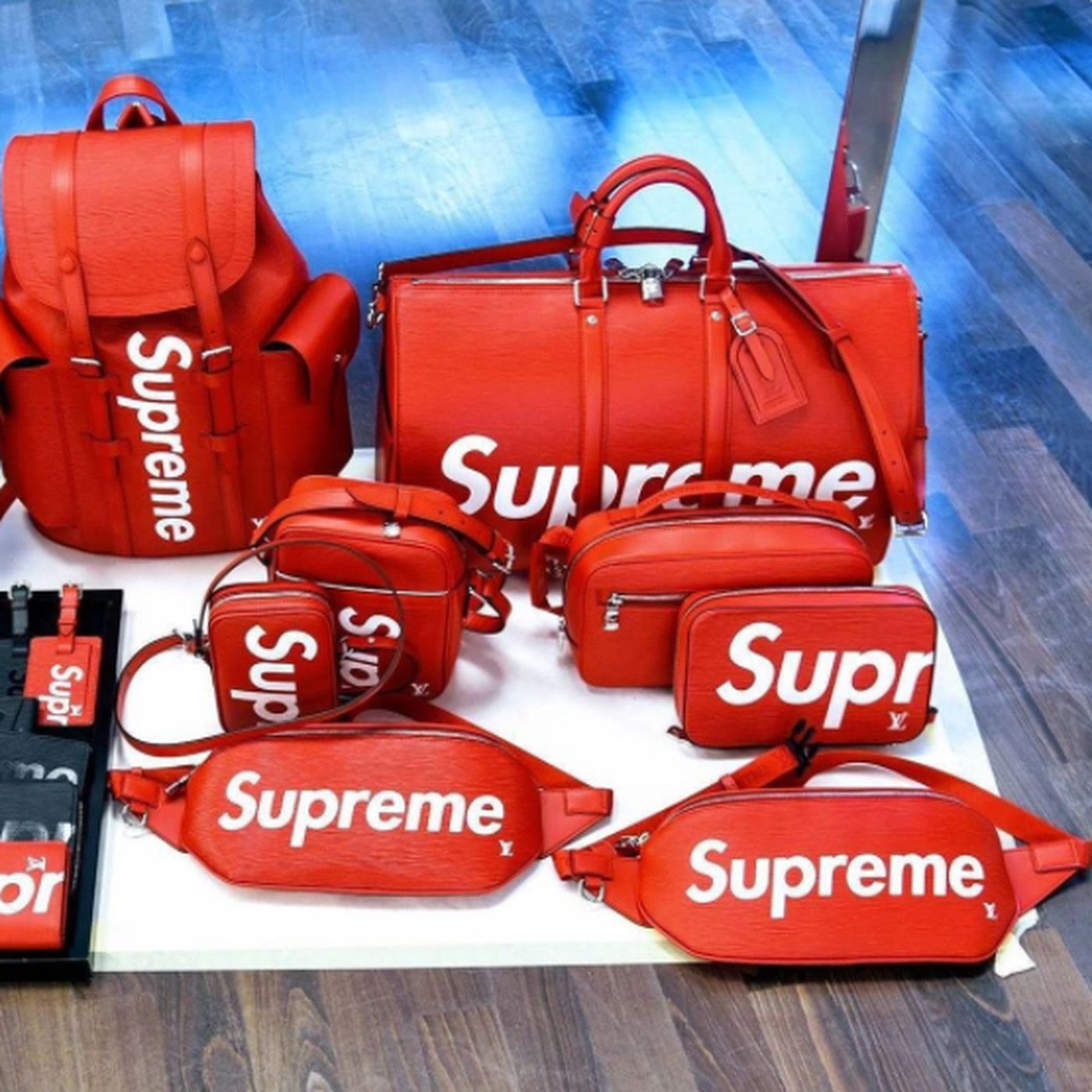 Felpa rossa Supreme Louis Vuitton, 1280x1280 720p, PC