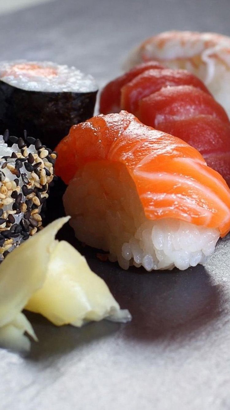Sushi roll salmone e avocado, 1920x1200 WUXGA, Laptop