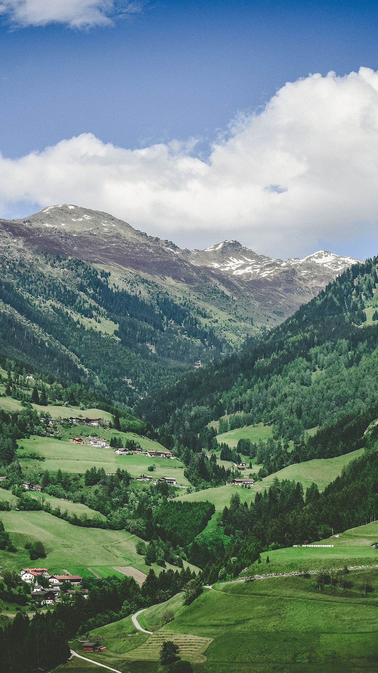 Valle montana verde svizzera, 1242x2208 Full HD Verticale, iPhone Pro