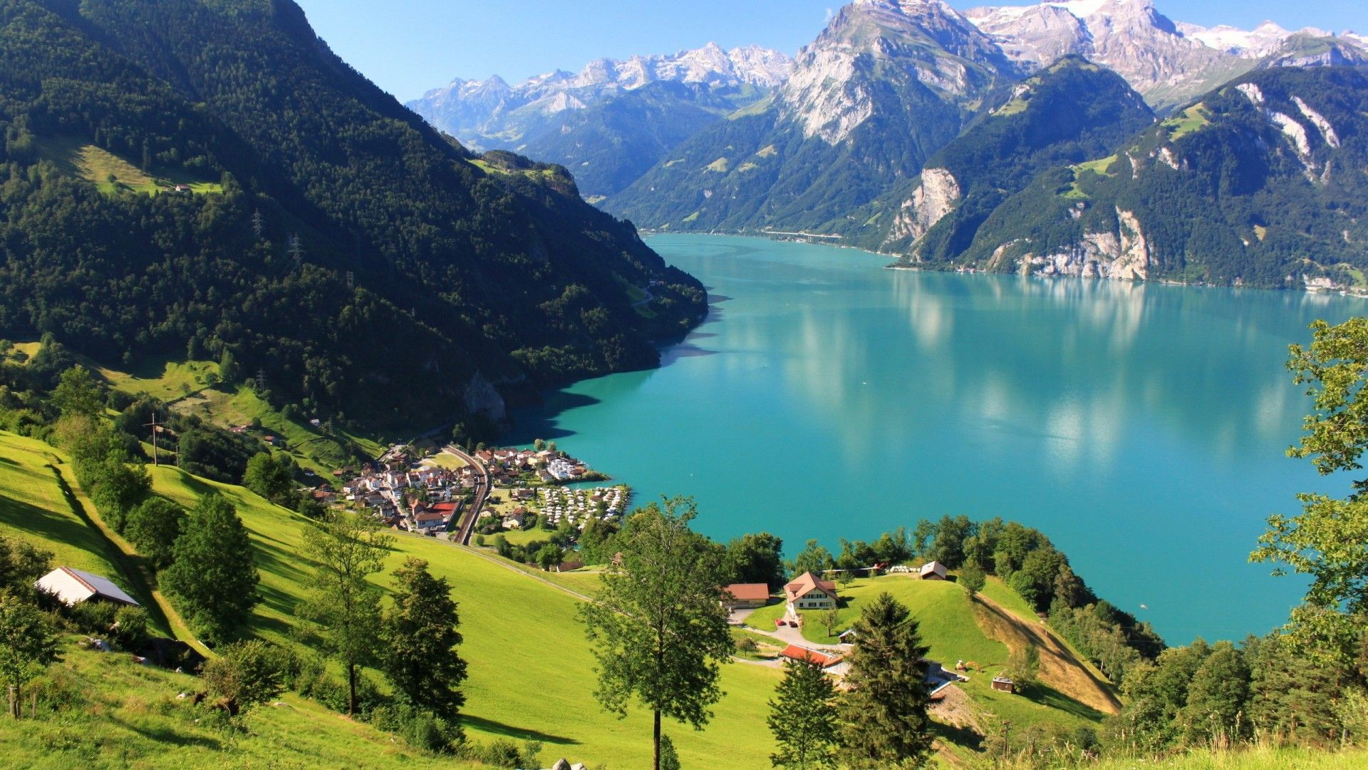 Lago svizzero tra montagne, 1920x1080 Full HD, Desktop