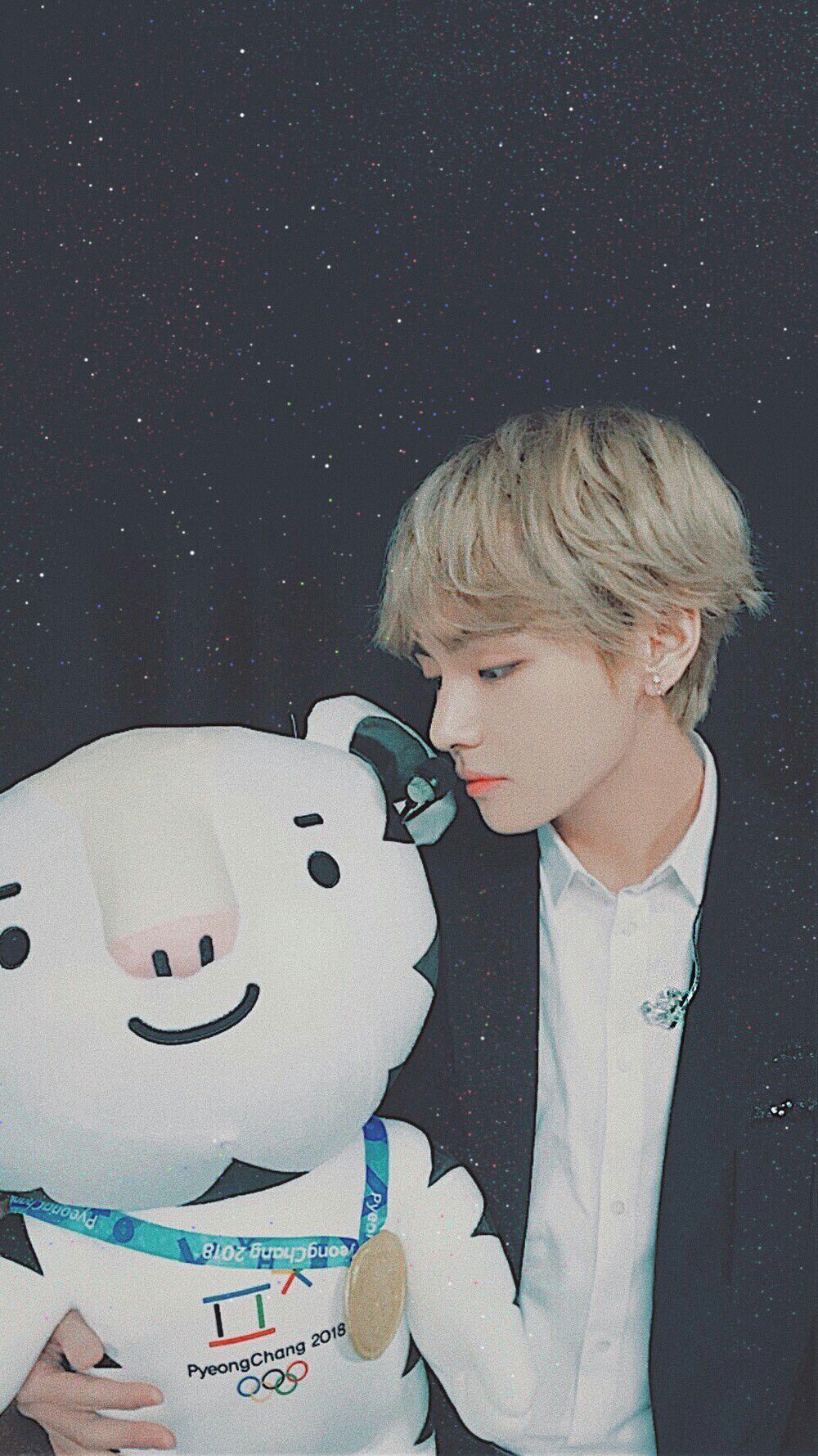 Kim Taehyung con mascotte olimpica, 1000x1779 Full HD Verticale, iPhone