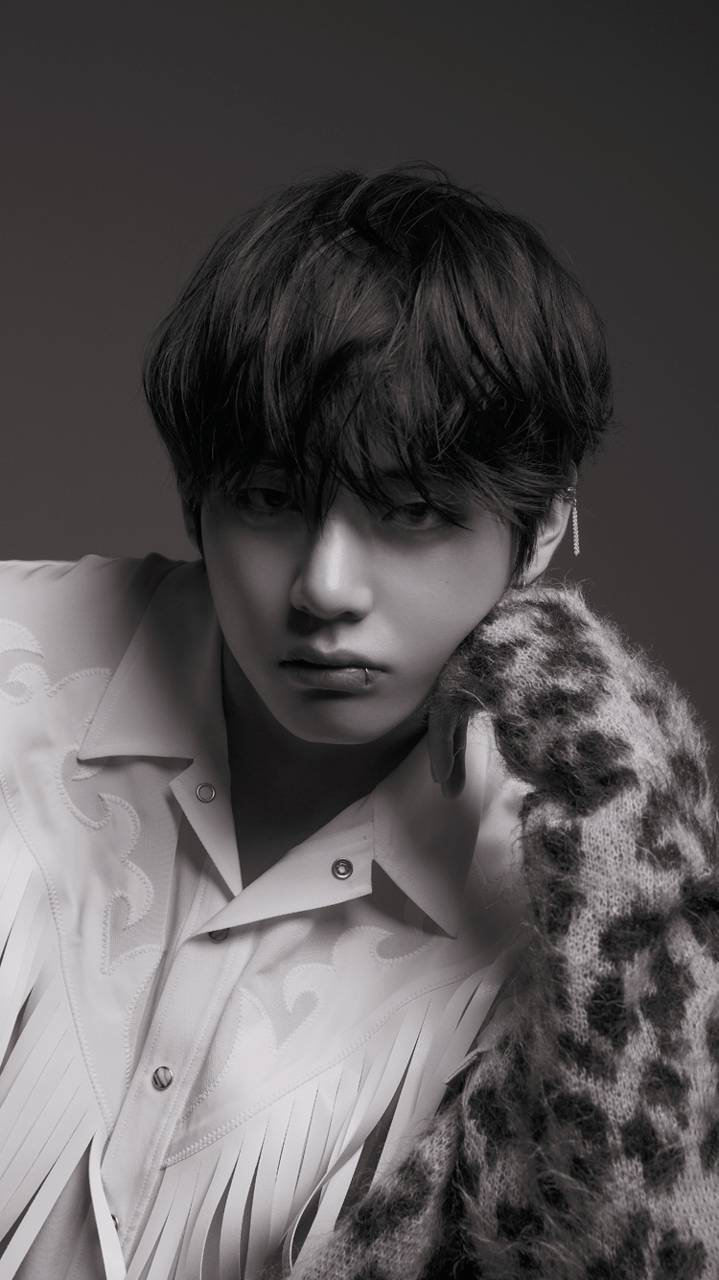 Ritratto Taehyung BTS bianco e nero, 719x1280 Full HD Verticale, iPhone