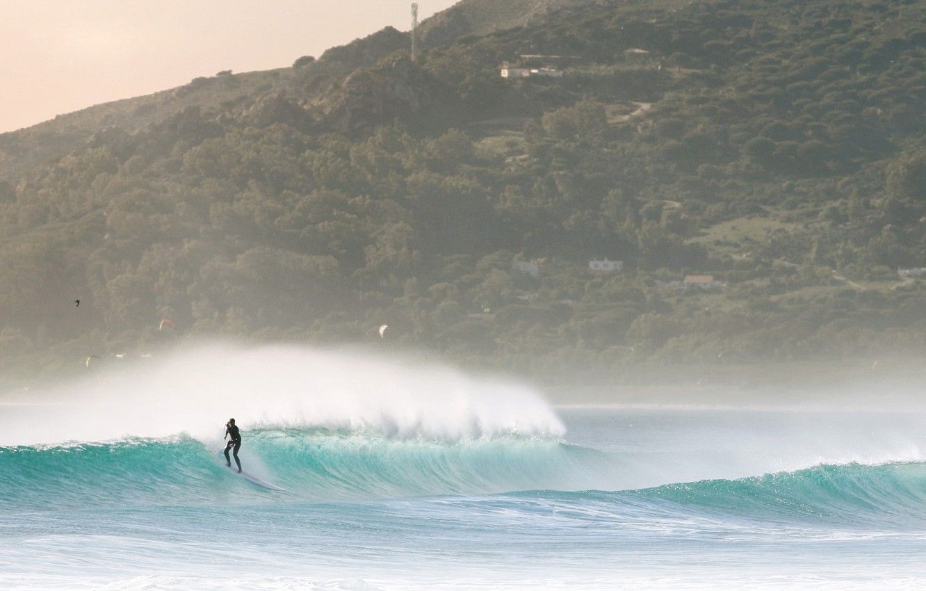 Surfista su onda oceanica, 1332x850 720p, PC