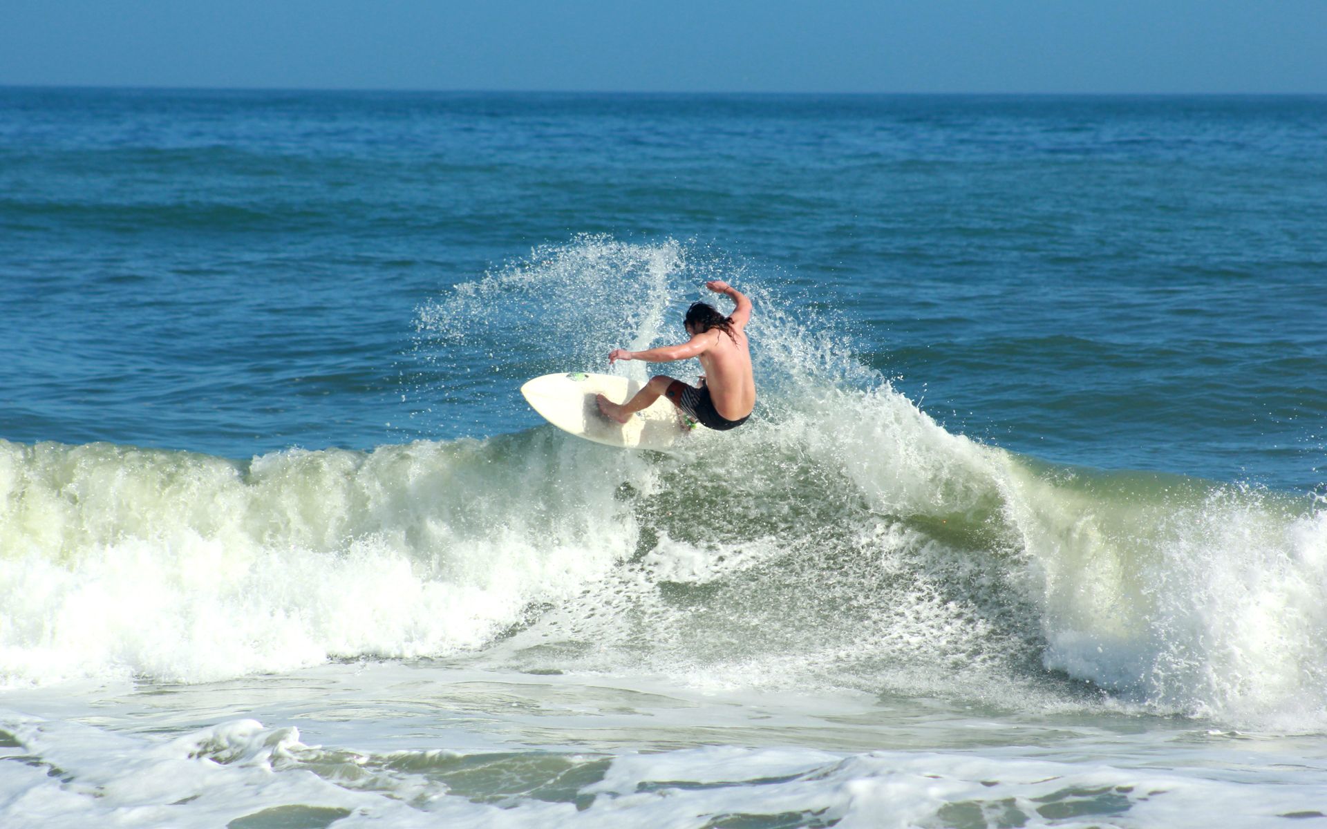 Surfista su onda oceano, 1920x1200 WUXGA, PC Desktop